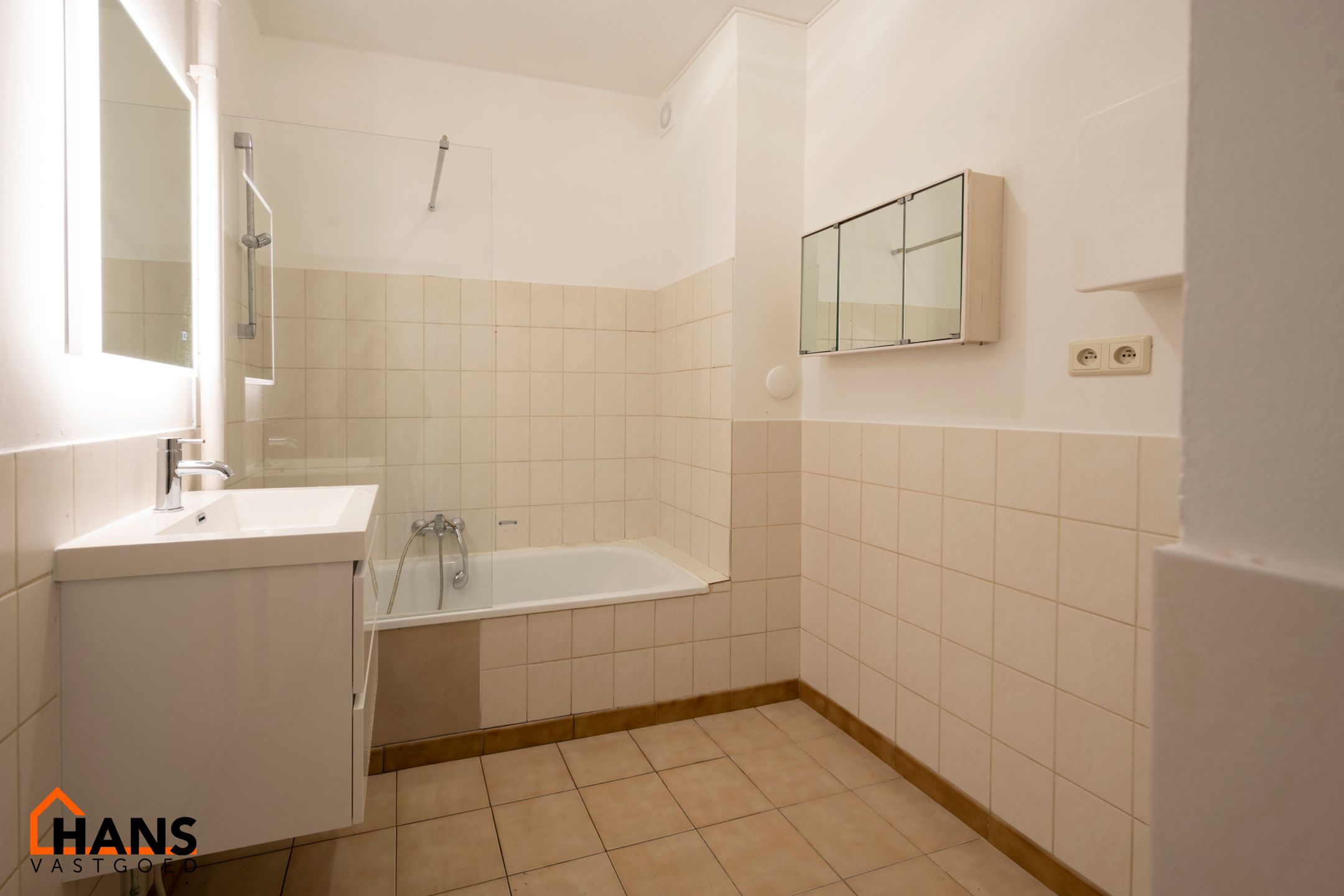 Gelijkvloer sappartement; garage optioneel. foto 7