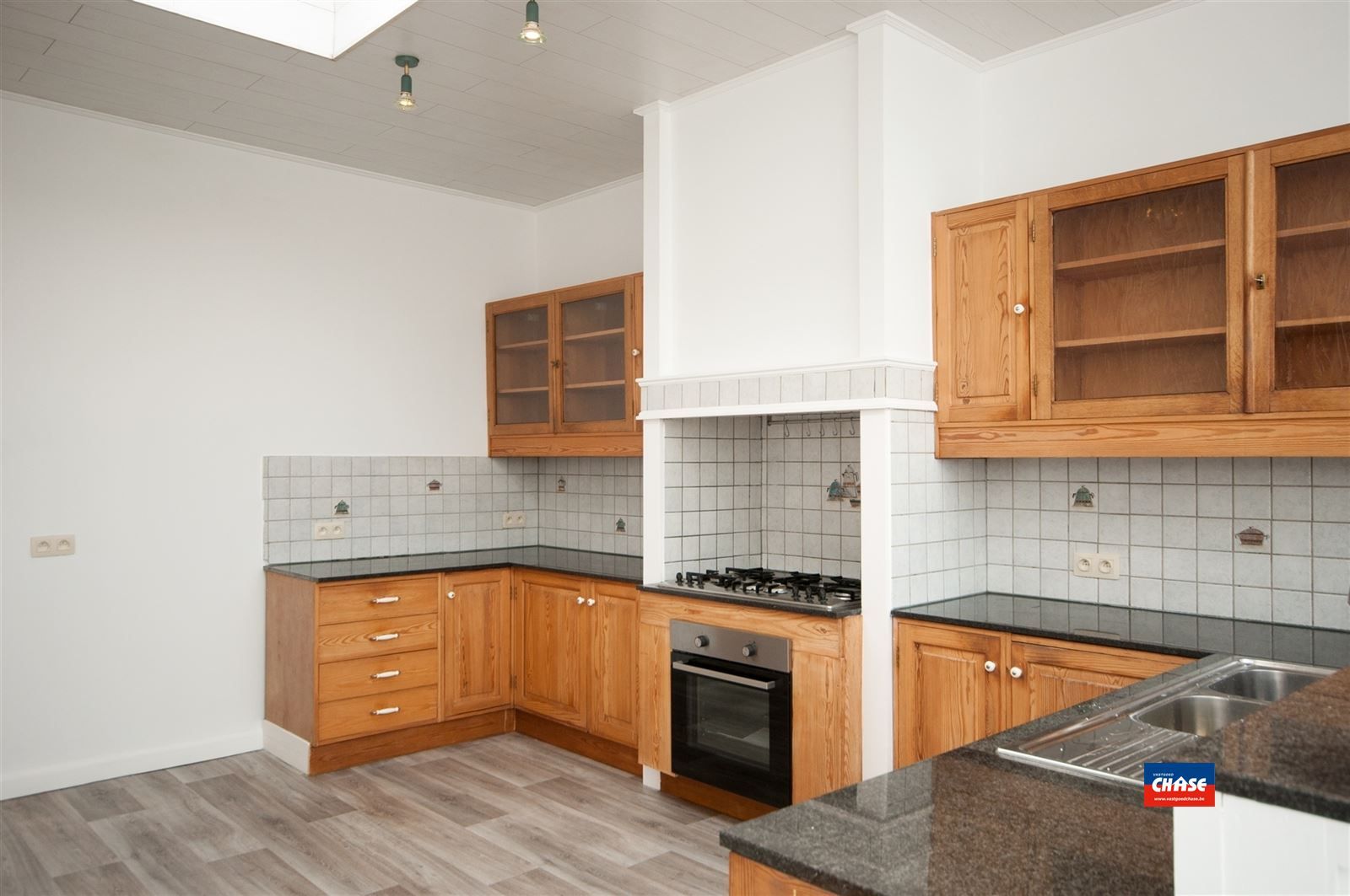 Knap appartement met 2 slaapkamers met groot terras foto 11