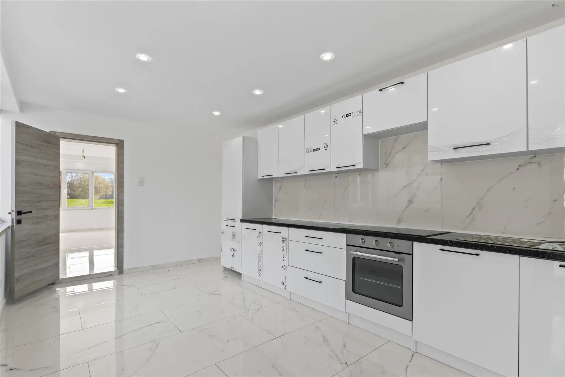 Half open bebouwing met weids uitzicht  foto 6