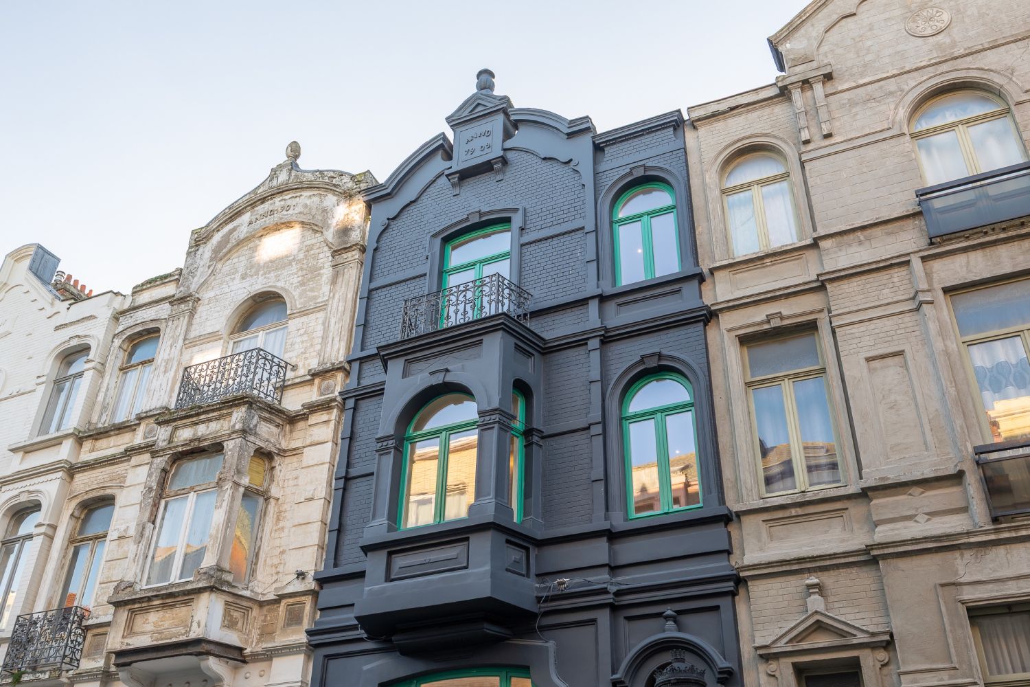 Gerenoveerd herenhuis met 5 slaapkamers foto 38