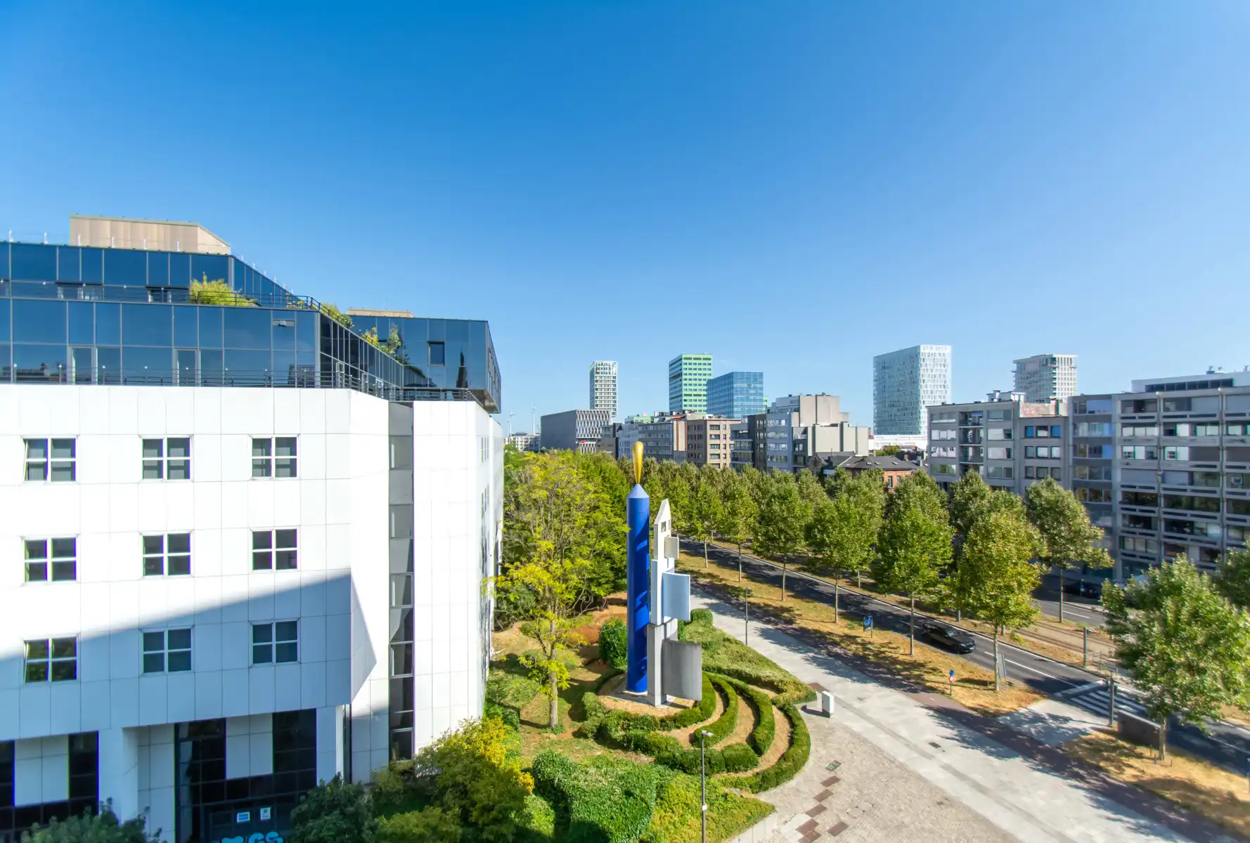 Prachtig gemeubeld 1-kamer appartement met TERRAS foto 5
