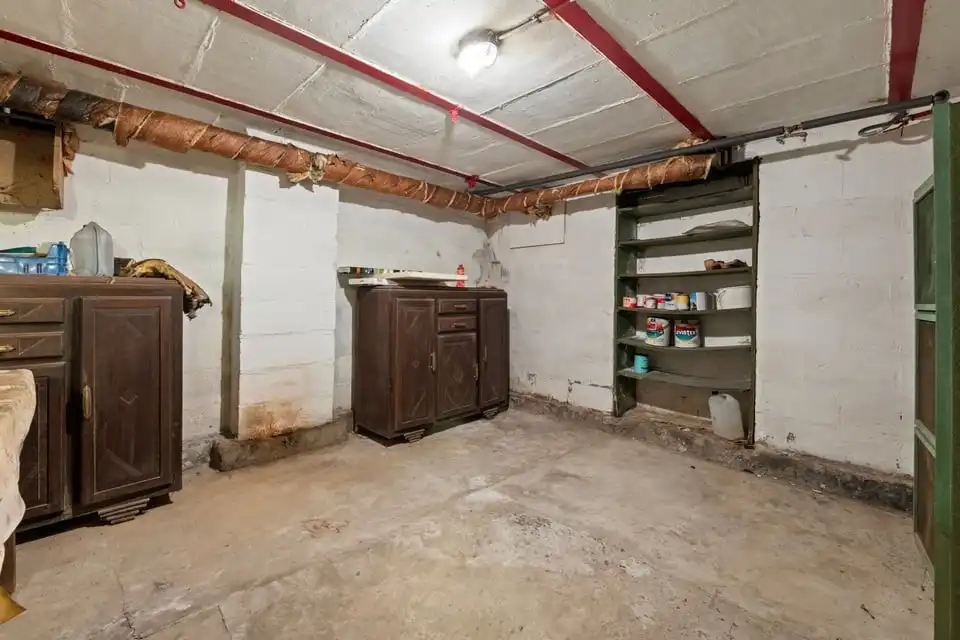 TE RENOVEREN GEZINSWONING MET VEEL POTENTIEEL IN HET LANDELIJKE MONTENAKEN foto 30