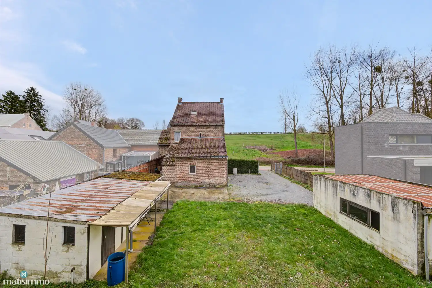 GOED ONDERHOUDEN GEZINSWONING MET 3 RUIME SLAAPKAMERS OP EEN RUIM PERCEEL VAN 9A 21CA foto 31