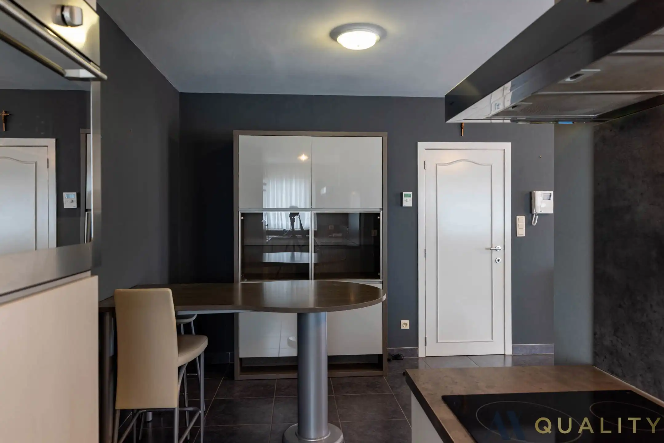 Ruim 3-slaapkamer appartement foto 11