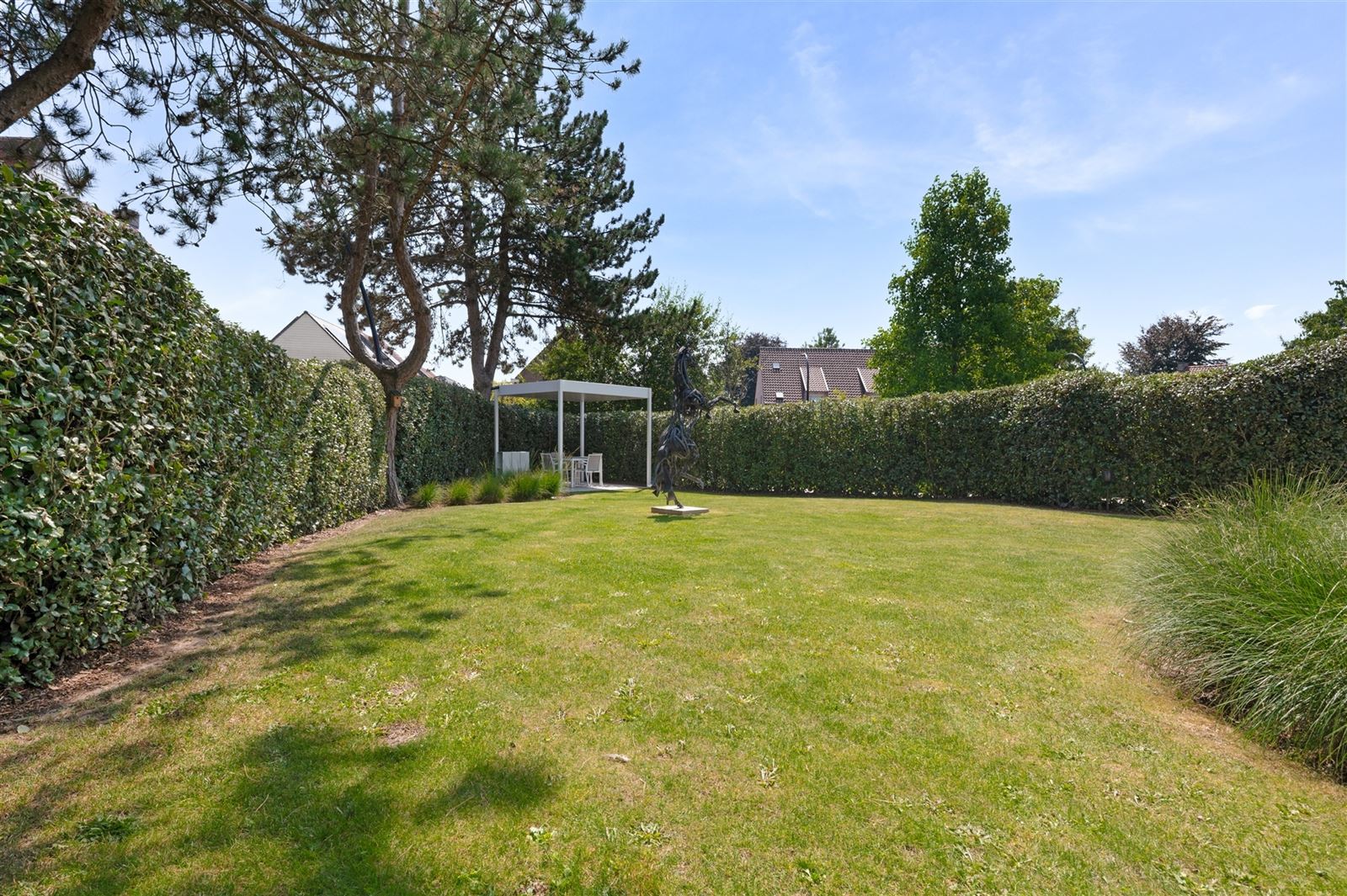 Gelijkvloers luxe appartement mét tuin foto 17