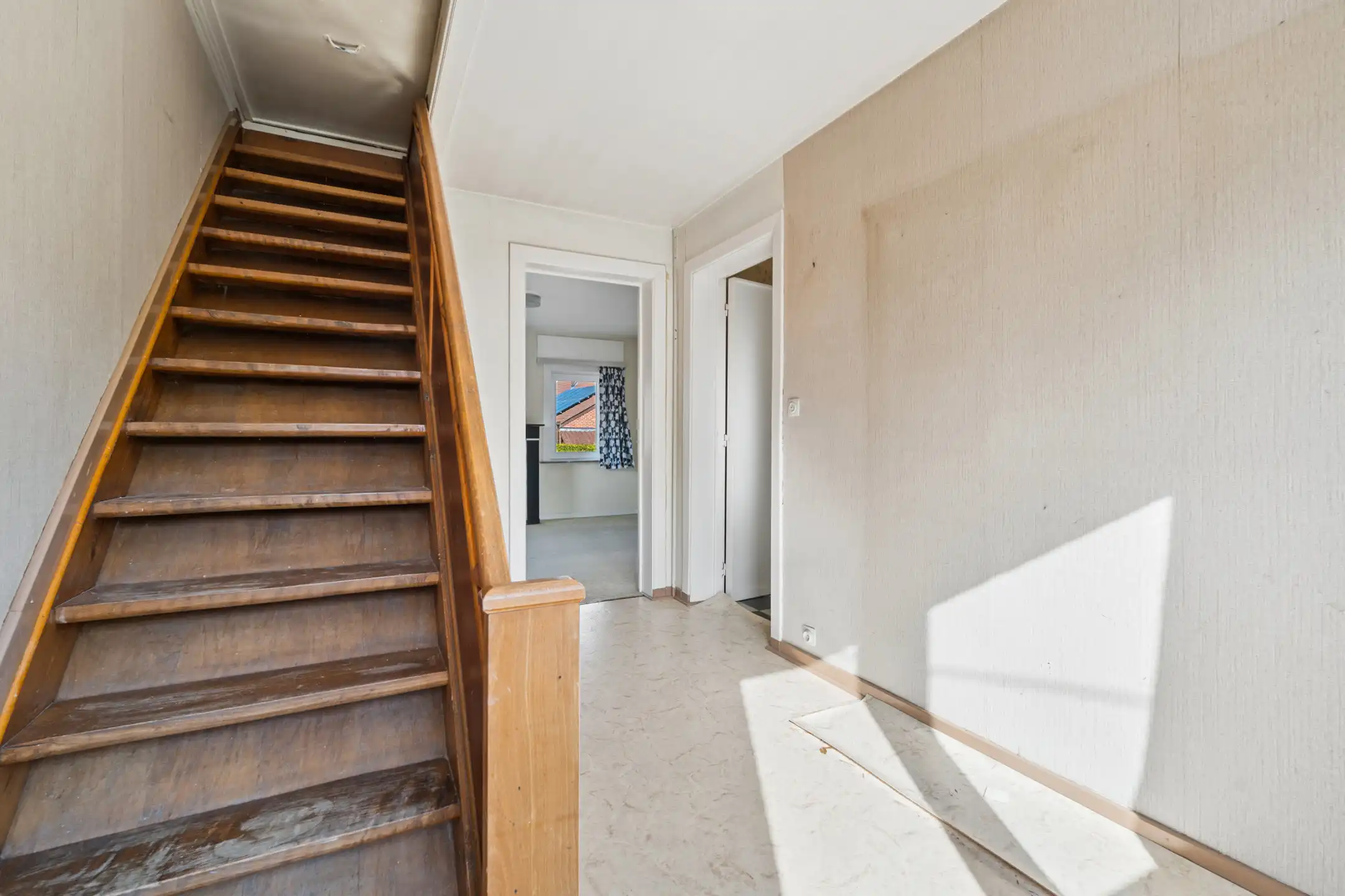   Te renoveren woning op rustige ligging  foto 13