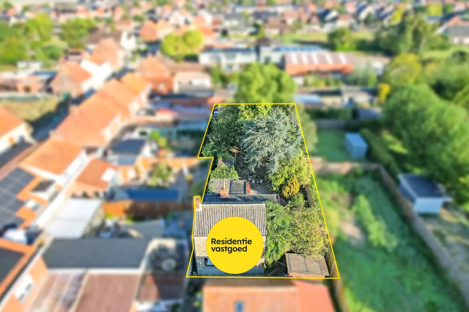 Te renoveren woning op een perceel van 392m² te Houthulst! foto 2