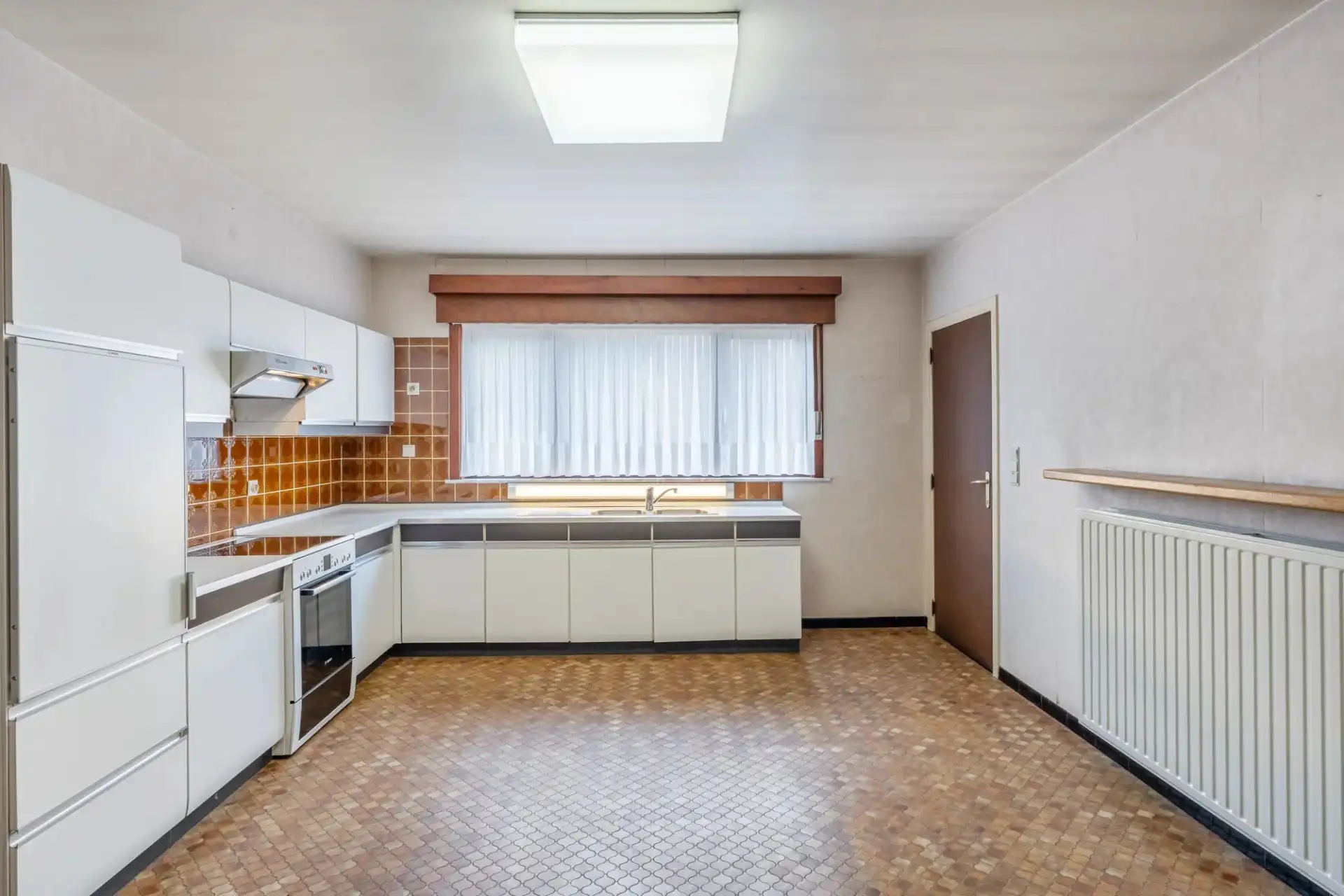 Ruime gezinswoning met 5 slaapkamers in Heusden-Zolder foto 9