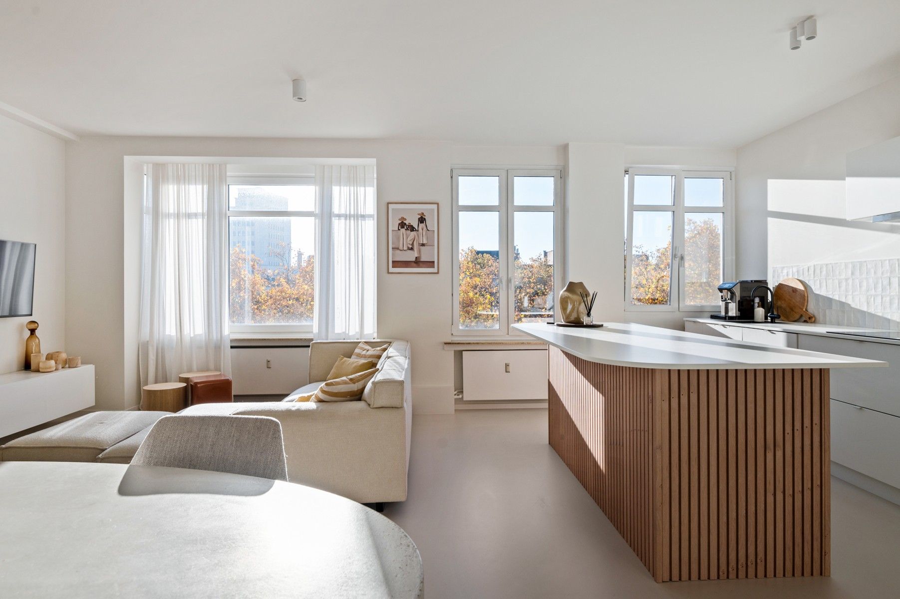 Instapklaar en stijlvol appartement op toplocatie foto {{pictureIndex}}