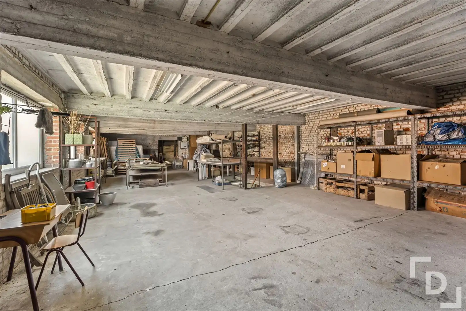 Ruime handelszaak met woonst & verhuurd appartement te koop in Poelkapelle. foto 44