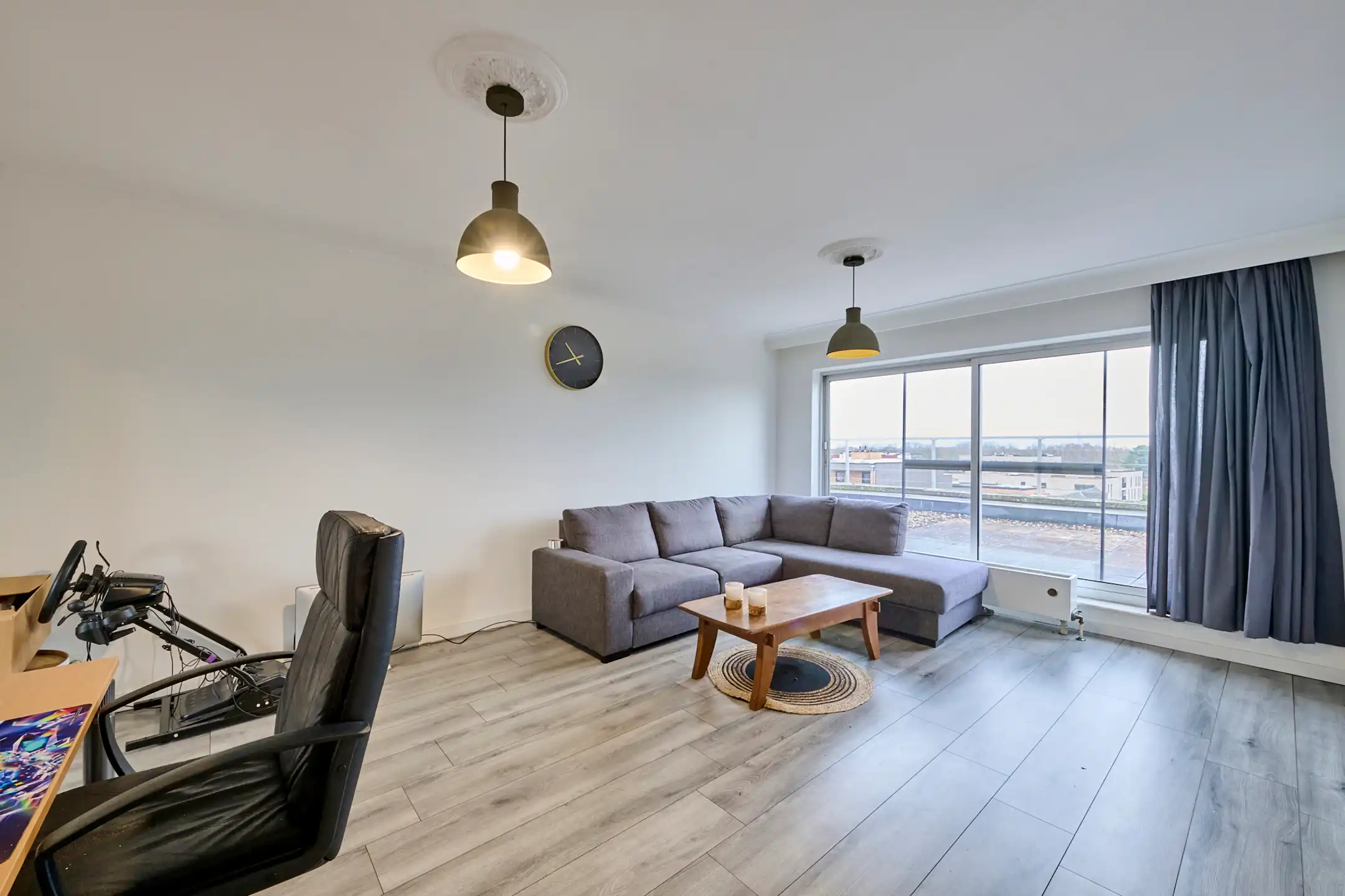 LICHTRIJK APPARTEMENT IN HET CENTRUM MET 2 TERRASSEN foto 4