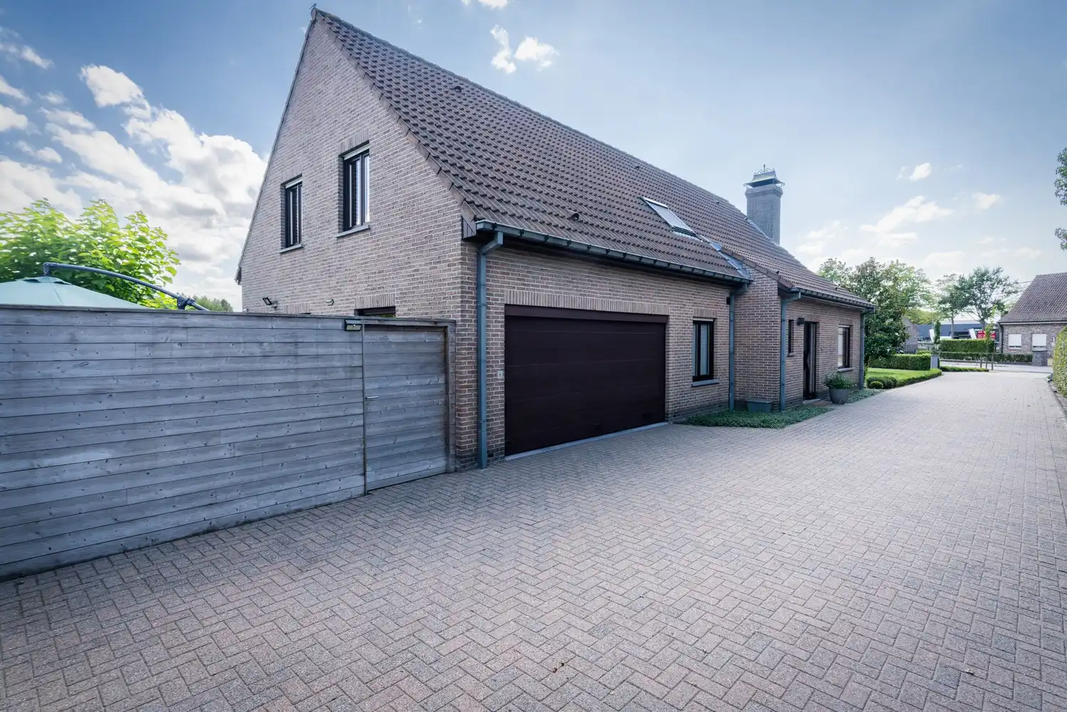 Royale villa met 4 slaapkamers, droomtuin en weids vergezicht te koop in Maldegem foto 20