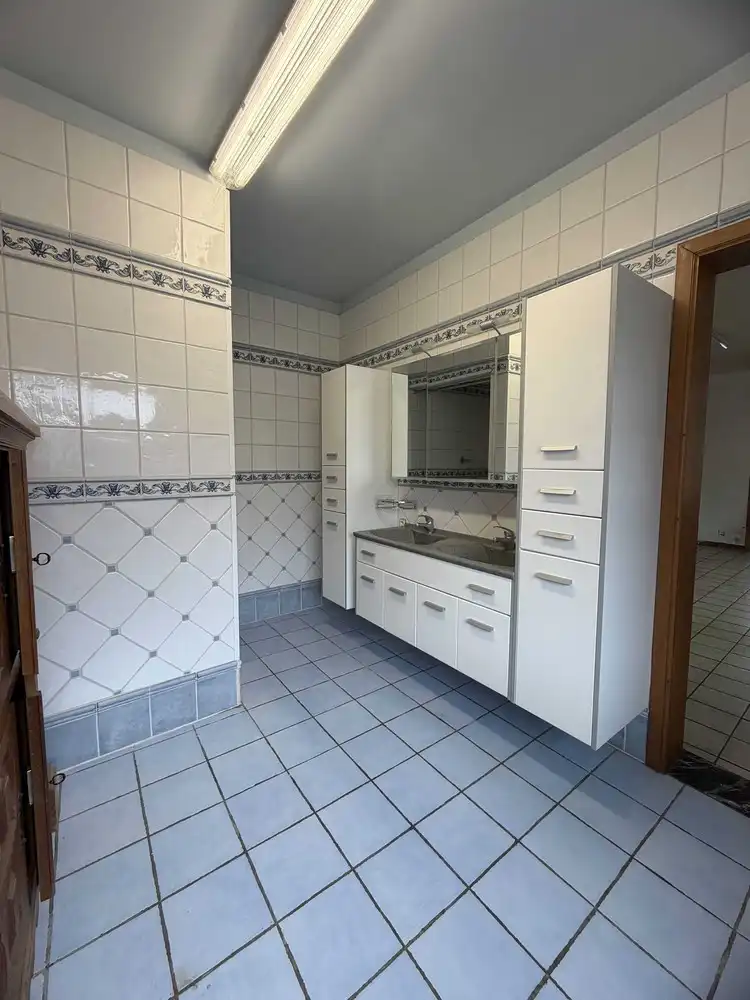 Landelijk gelegen, verrassend ruime woning foto 19