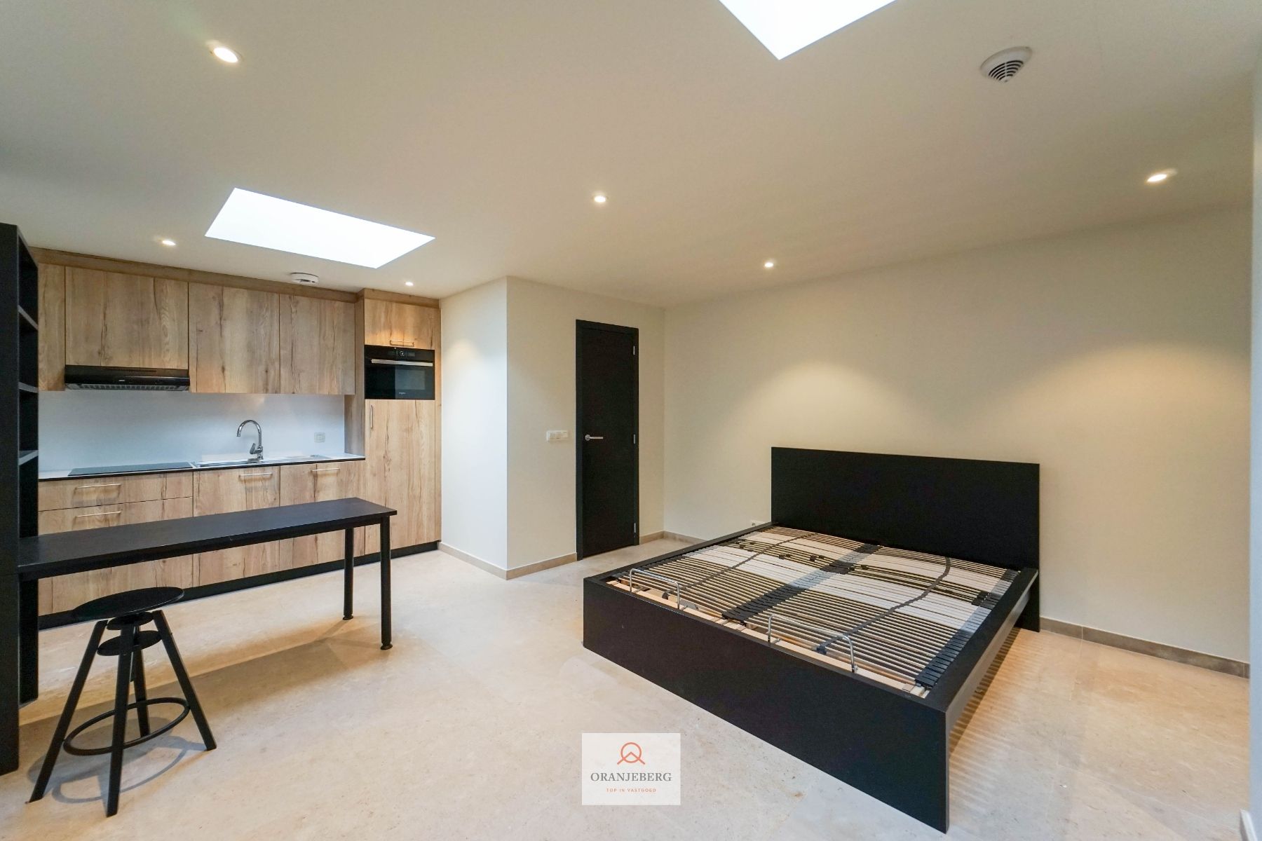 Gelijkvloers en gemeubelde studio te huur vlakbij Gent centrum foto 17