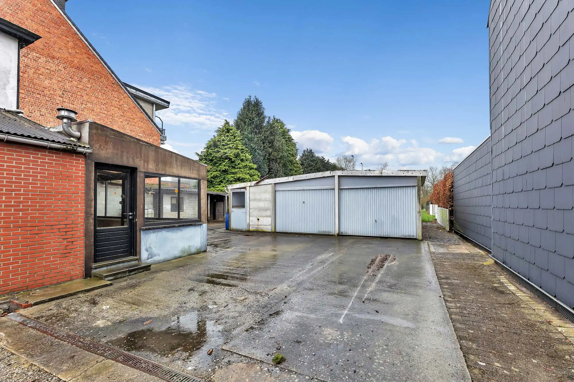 Ruime woning met veel potentieel en grote garage (80m²) foto 24