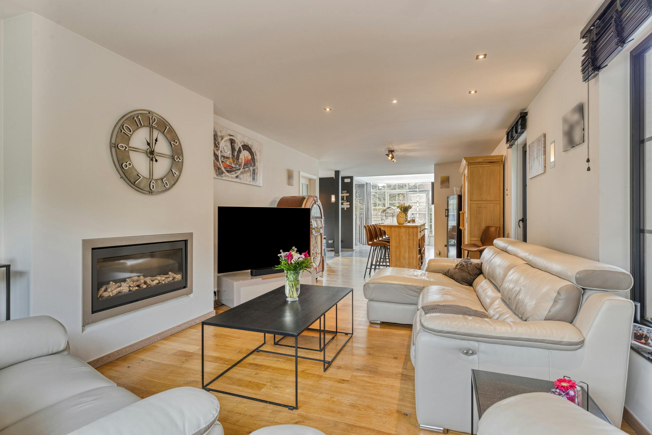 Perfect onderhouden villa te koop in het mooie Zuienkerke foto 7