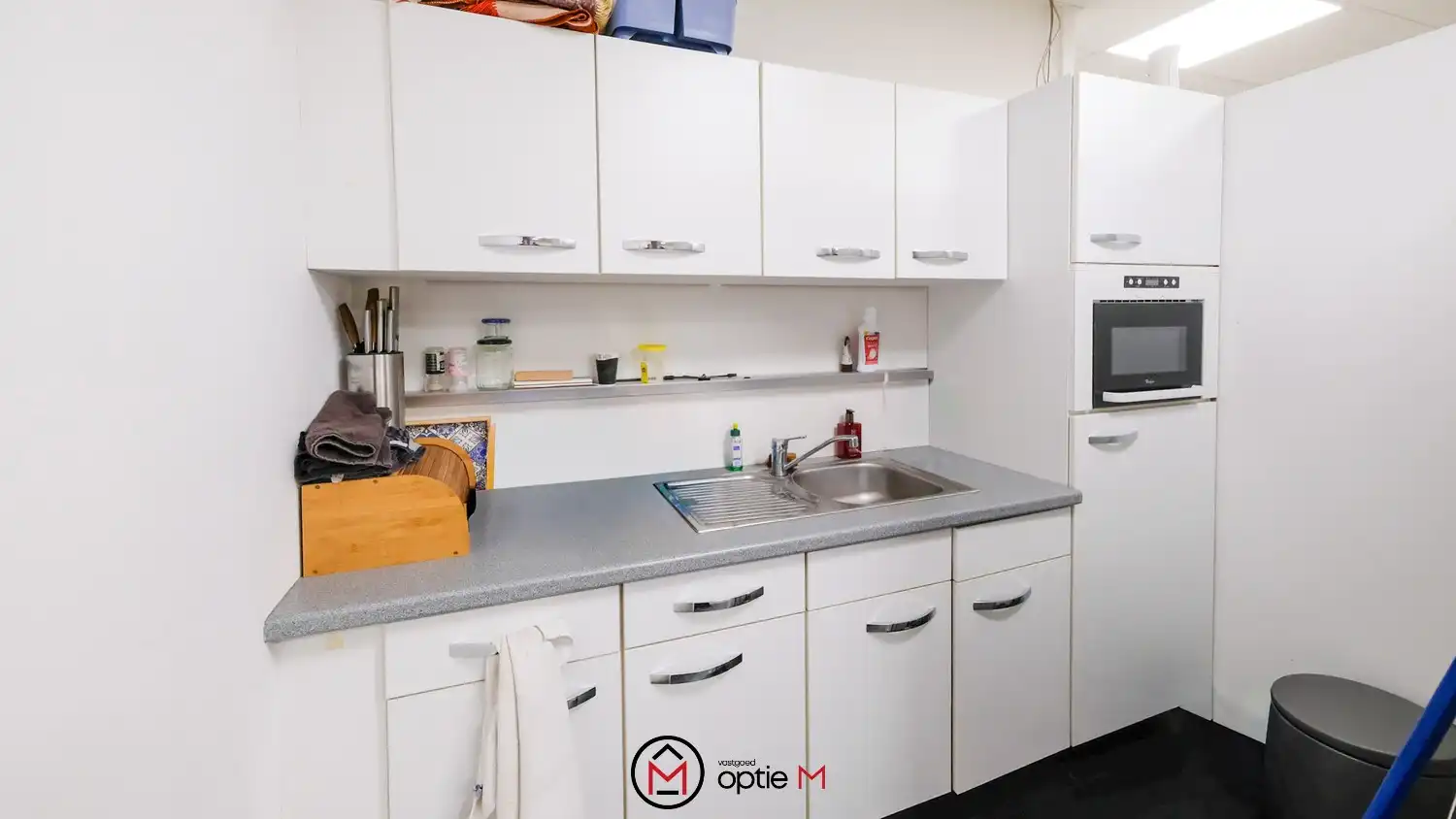 Polyvalente showroom met magazijn te Huur in Paal (Beringen) foto 14