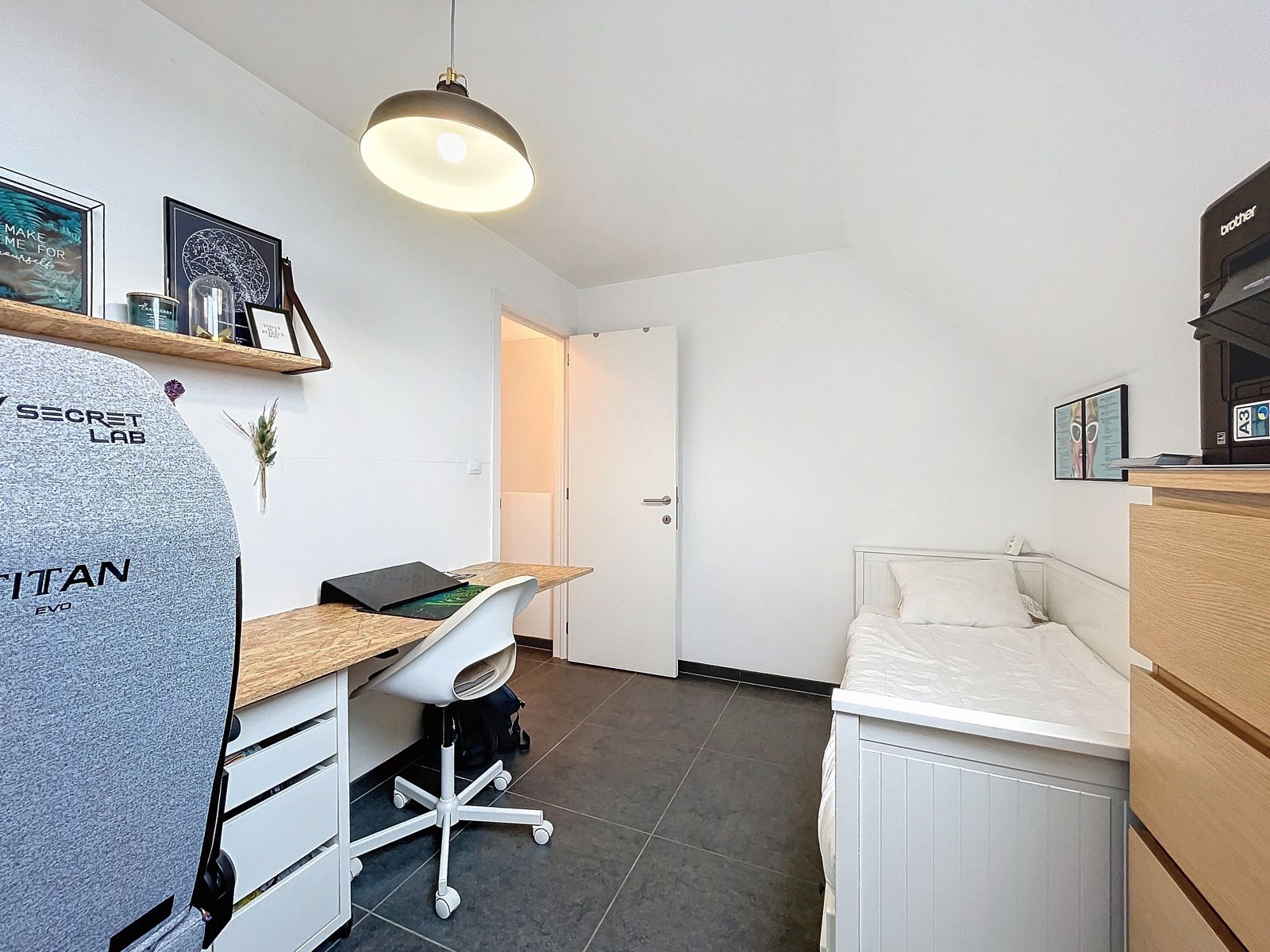 Instapklare modernde woning op een toplocatie foto 23