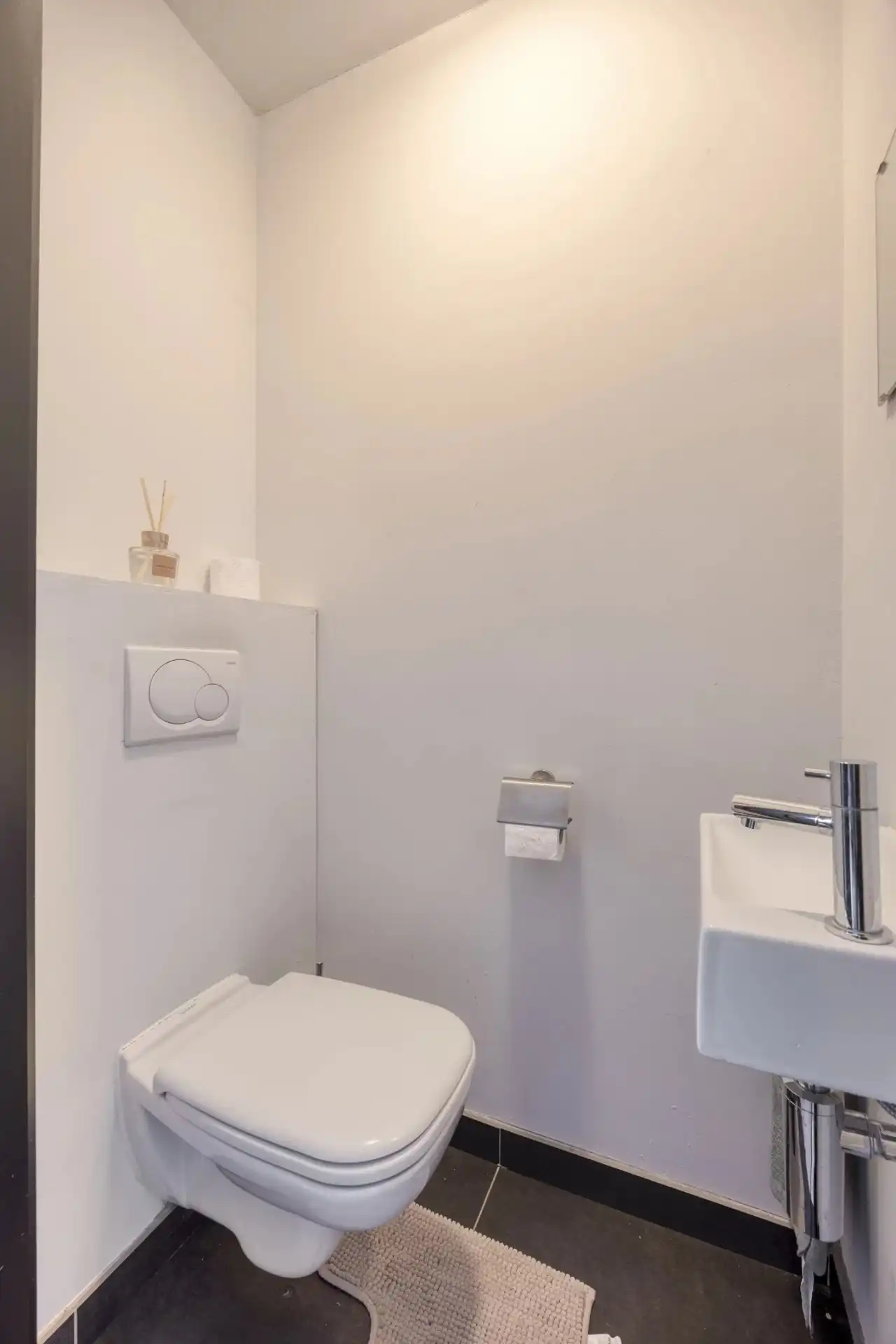 RECENTE MODERNE EN ENERGIEZUINIGE WONING MET 3 SLPK'S EN CARPORT NABIJ CENTRUM foto 17