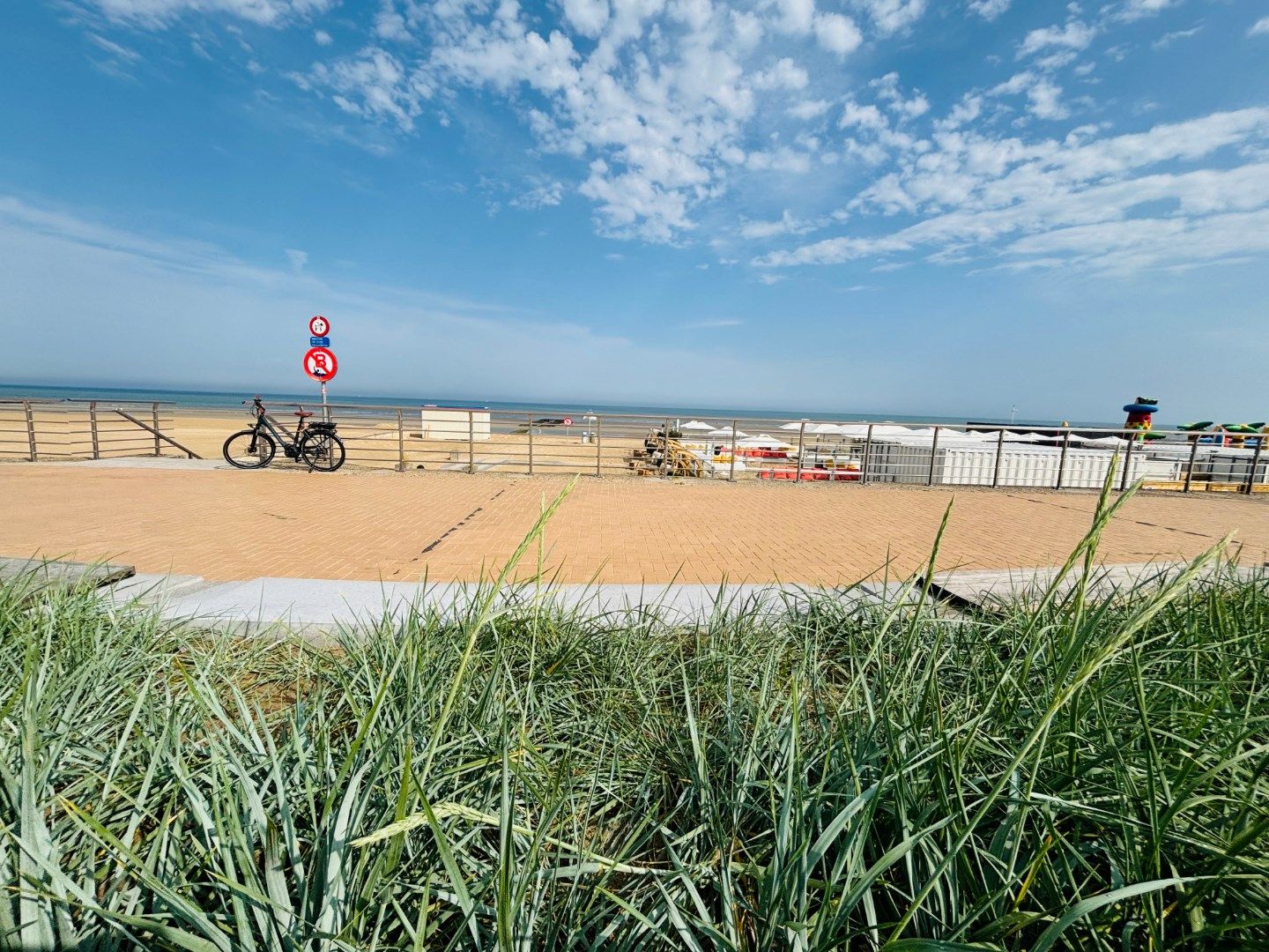 GERENOVEERD GEMEUBELD APPARTEMENT met lateraal zeezicht  Koksijde  foto 12