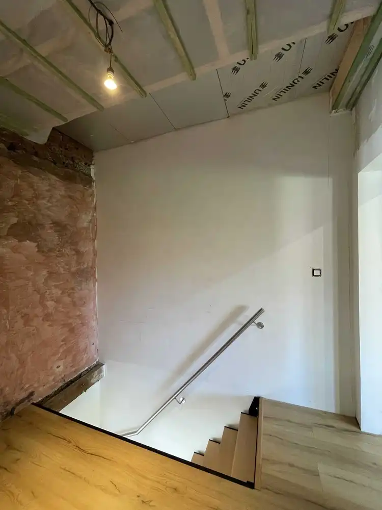 Grotendeels gerenoveerde woning in het landelijke Jeuk foto 10