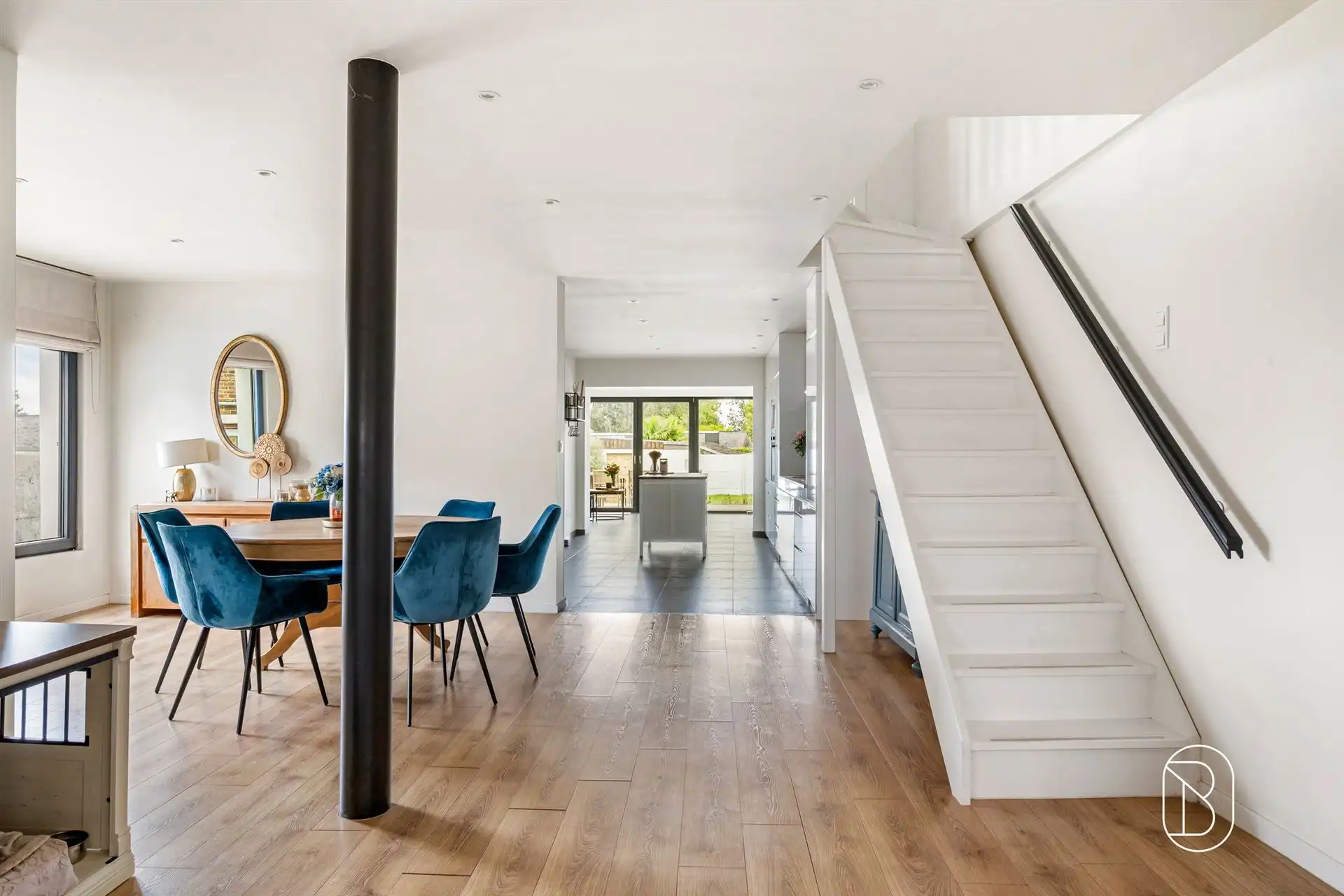 Volledig vernieuwde woning met 3 slaapkamers foto 14