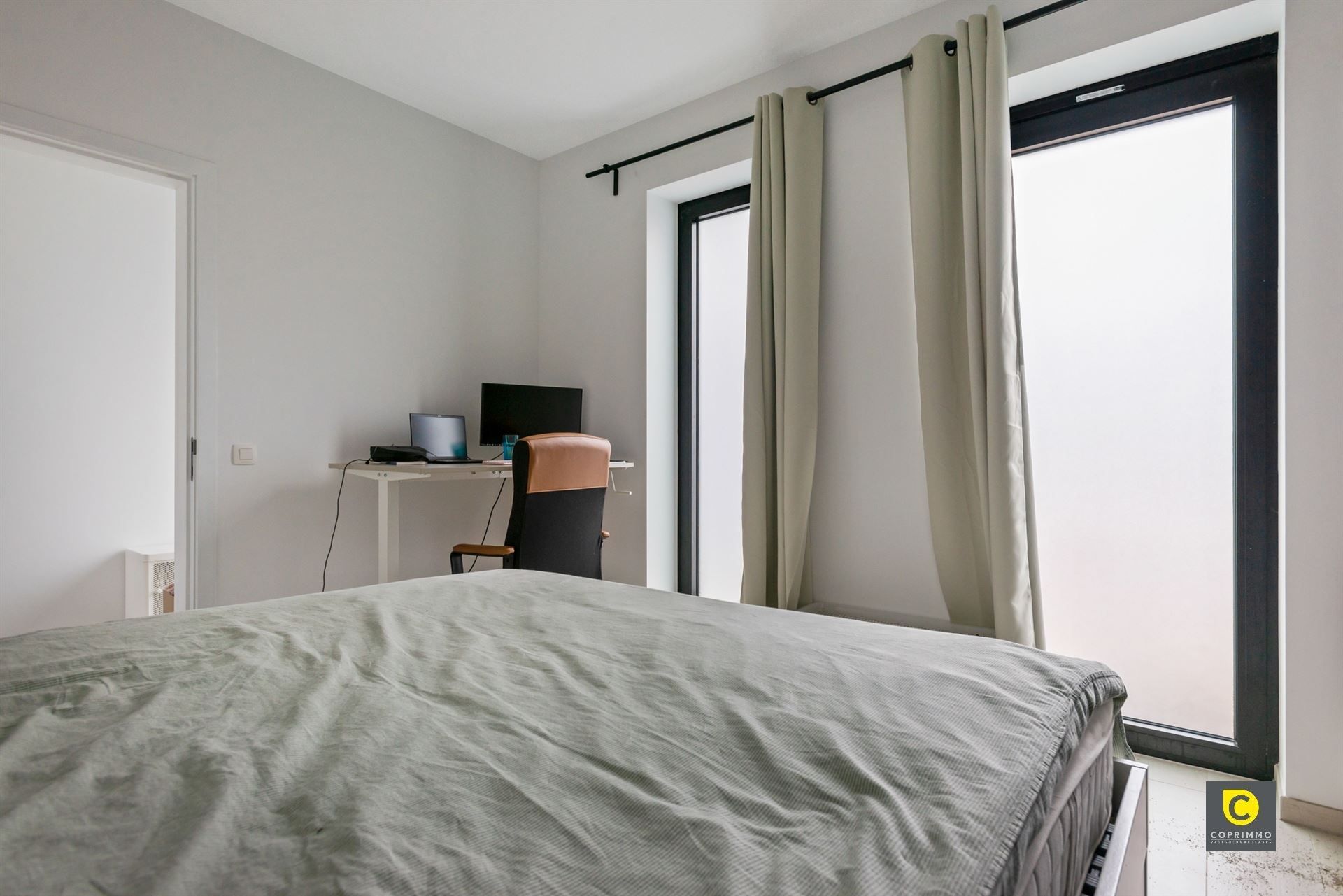 Luxueus 1 slpk app nieuwbouw met tuin +P foto 10