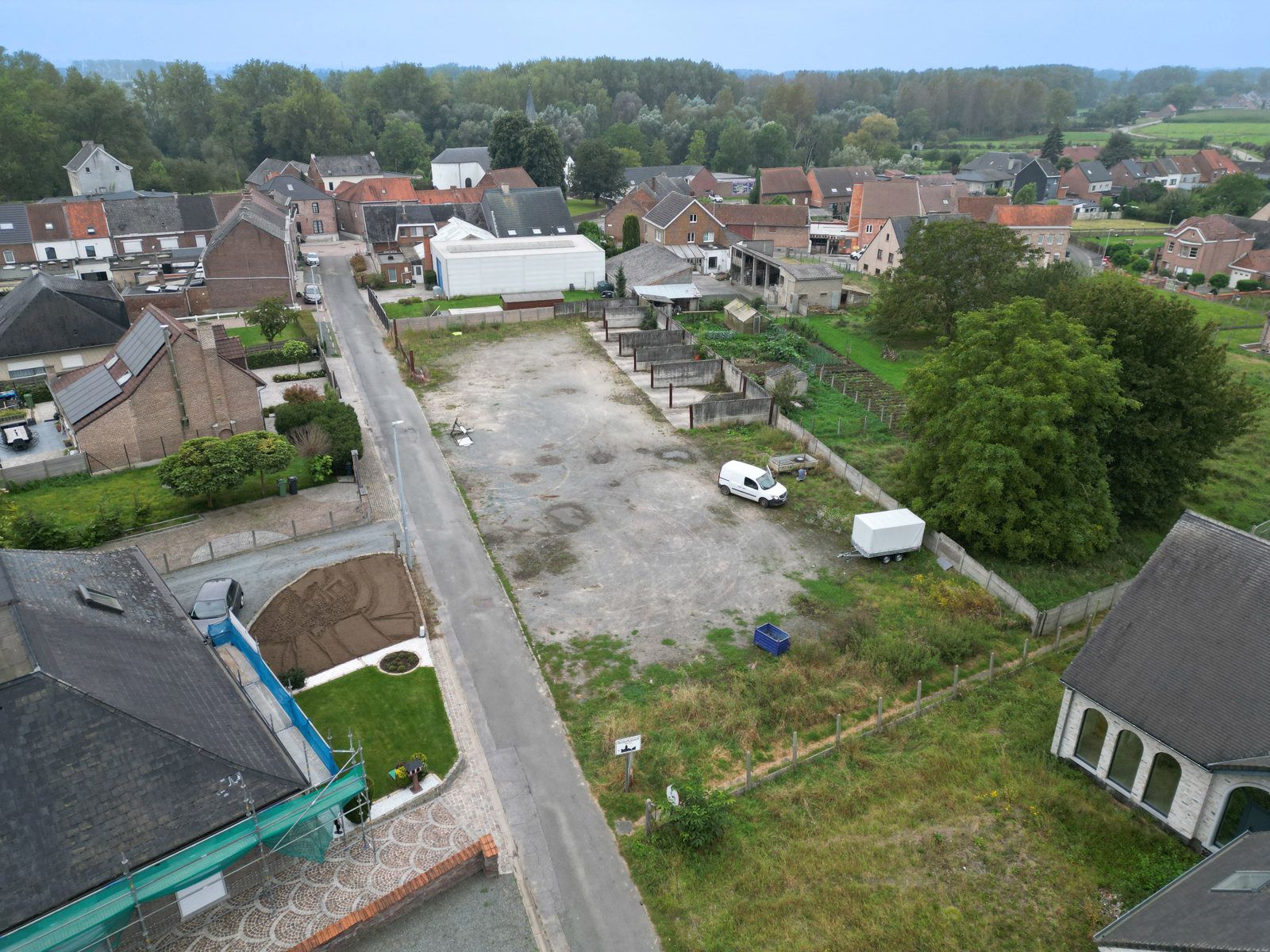 projectgrond van 1540 m2, perceelbreedte 65 m foto 3