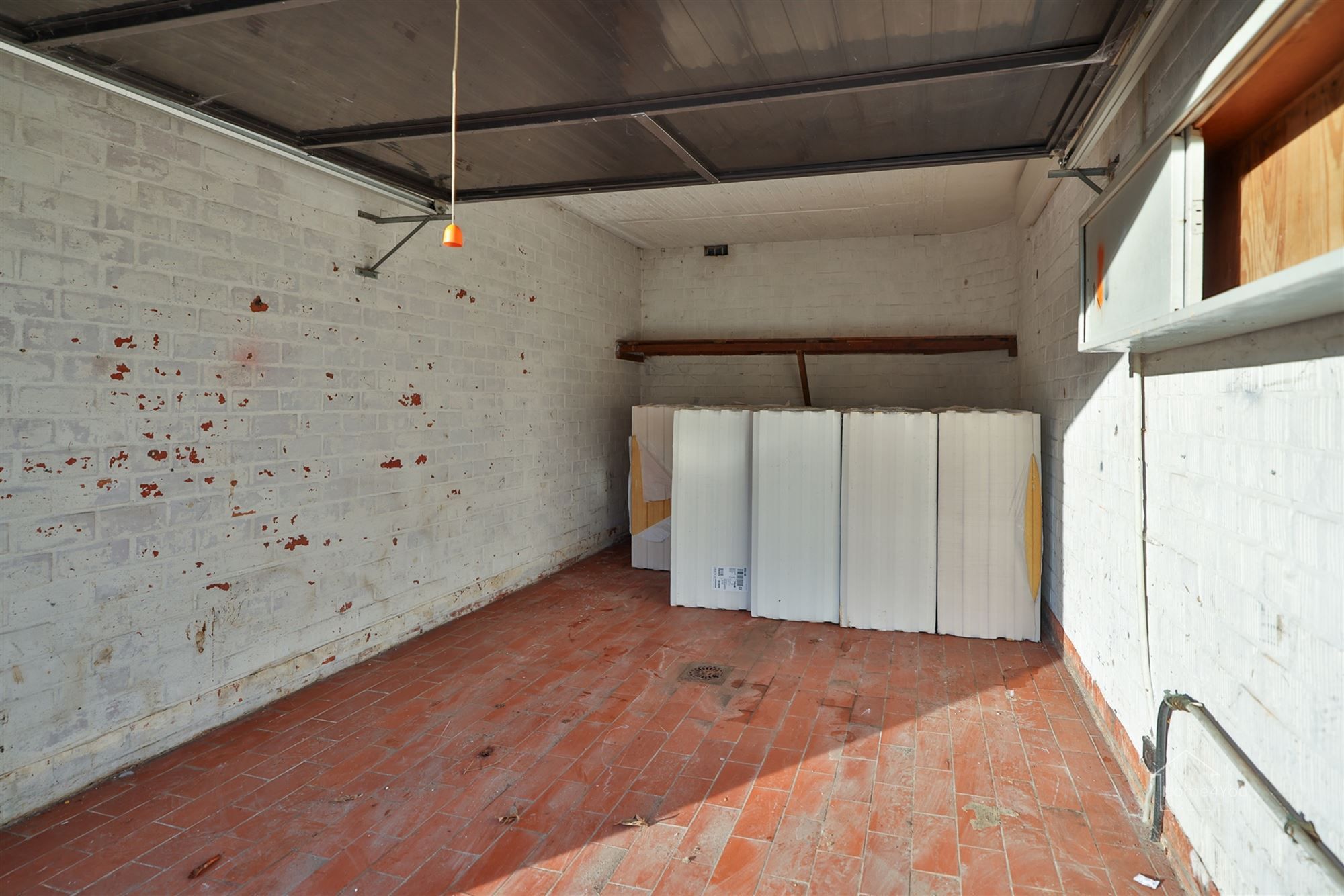 Opbrengsteigendom met 2 vergunde app. en garages foto 34