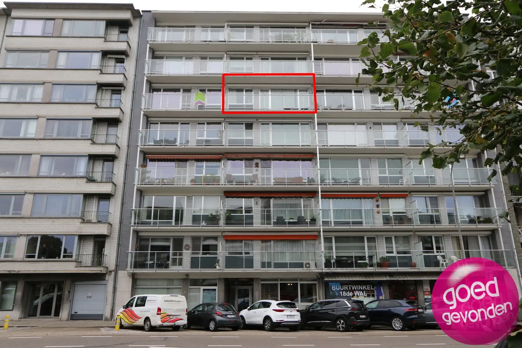 APP 3 SLK - TERRAS - GARAGE - KELDER - LIFT - CENTRAAL foto {{pictureIndex}}