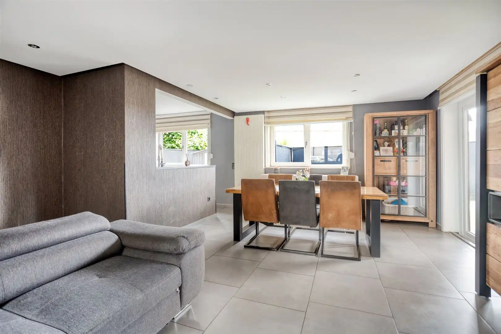 TE KOOP: Ruime gezinswoning met 4 slaapkamers te Houthalen! foto 5