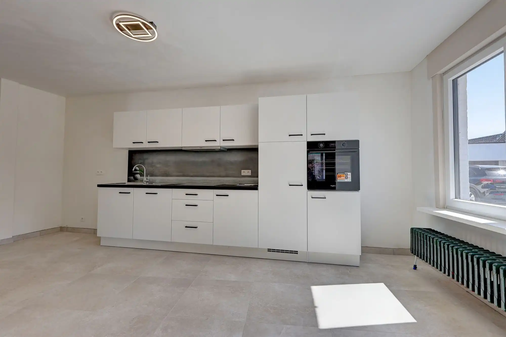 Ruime woning met magazijn van 302m²+ winkel foto 8