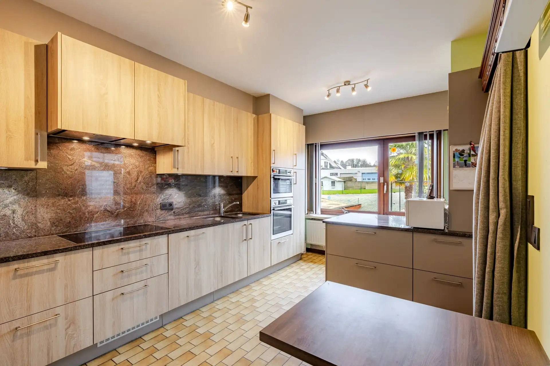 Charmante villa met zwembad op een mooi perceel van 942 m²  foto 15