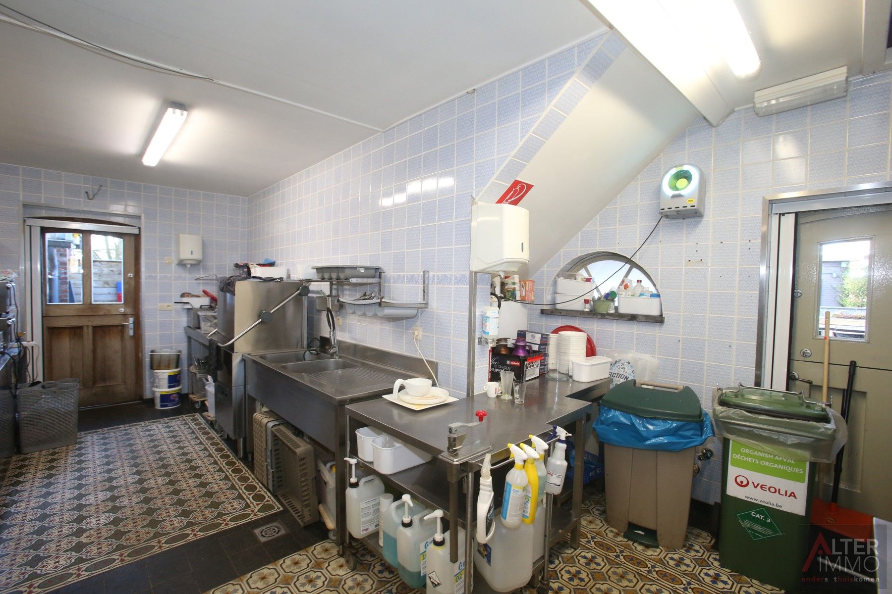 Brasserie De Lemmensmolen (ca. 200m²) met woonst (ca.175m²) foto 14