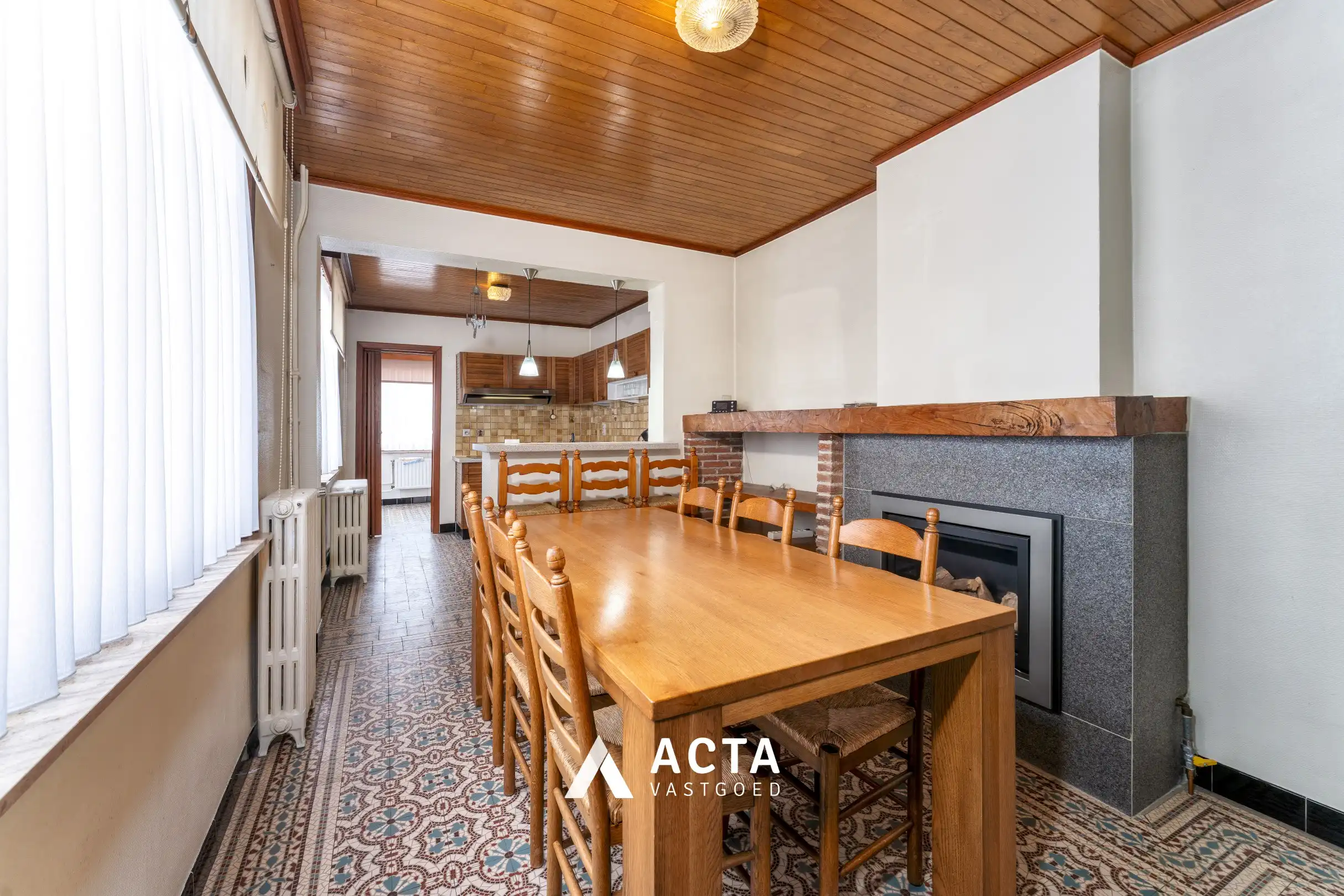 Ruime woning met 5 slaapkamers, garage en zonnige tuin  foto 7