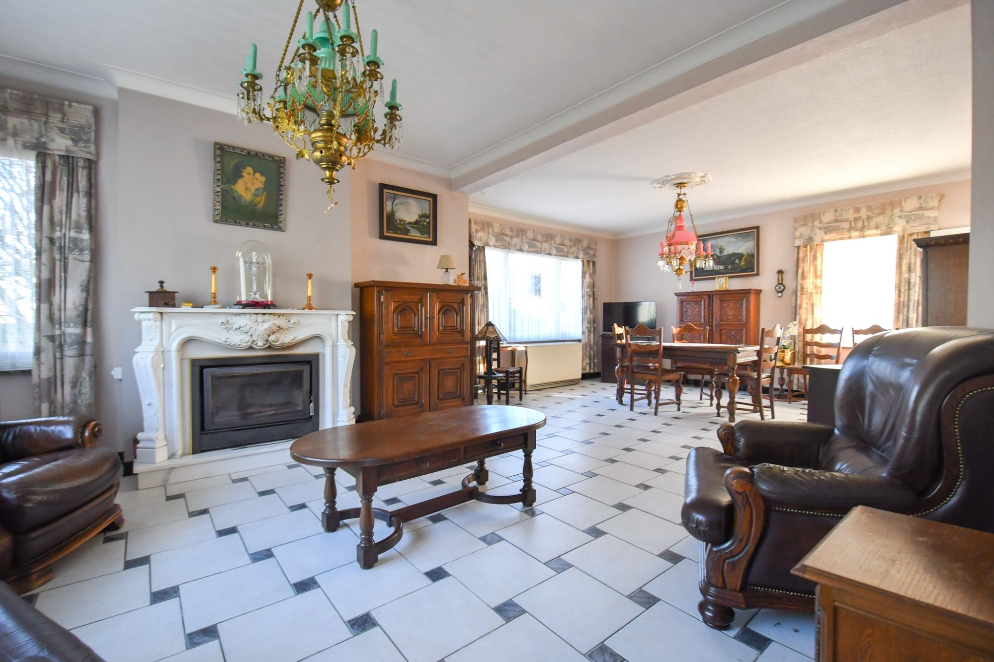 LANDELIJK GELEGEN WONING met SCHUUR & WEILAND op  3173 m² foto 7