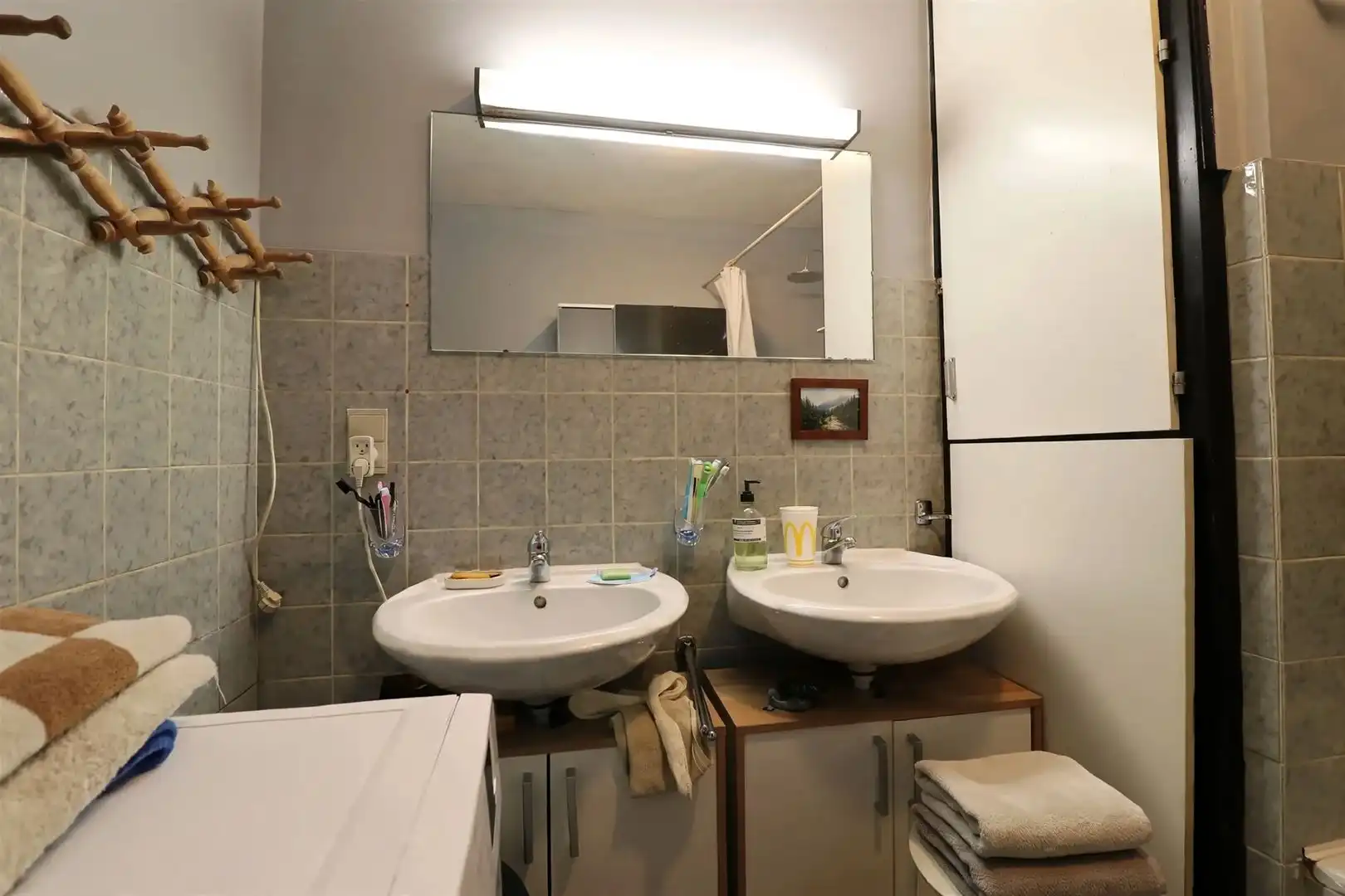 Ruim 3-slaapkamerappartement met terras foto 14