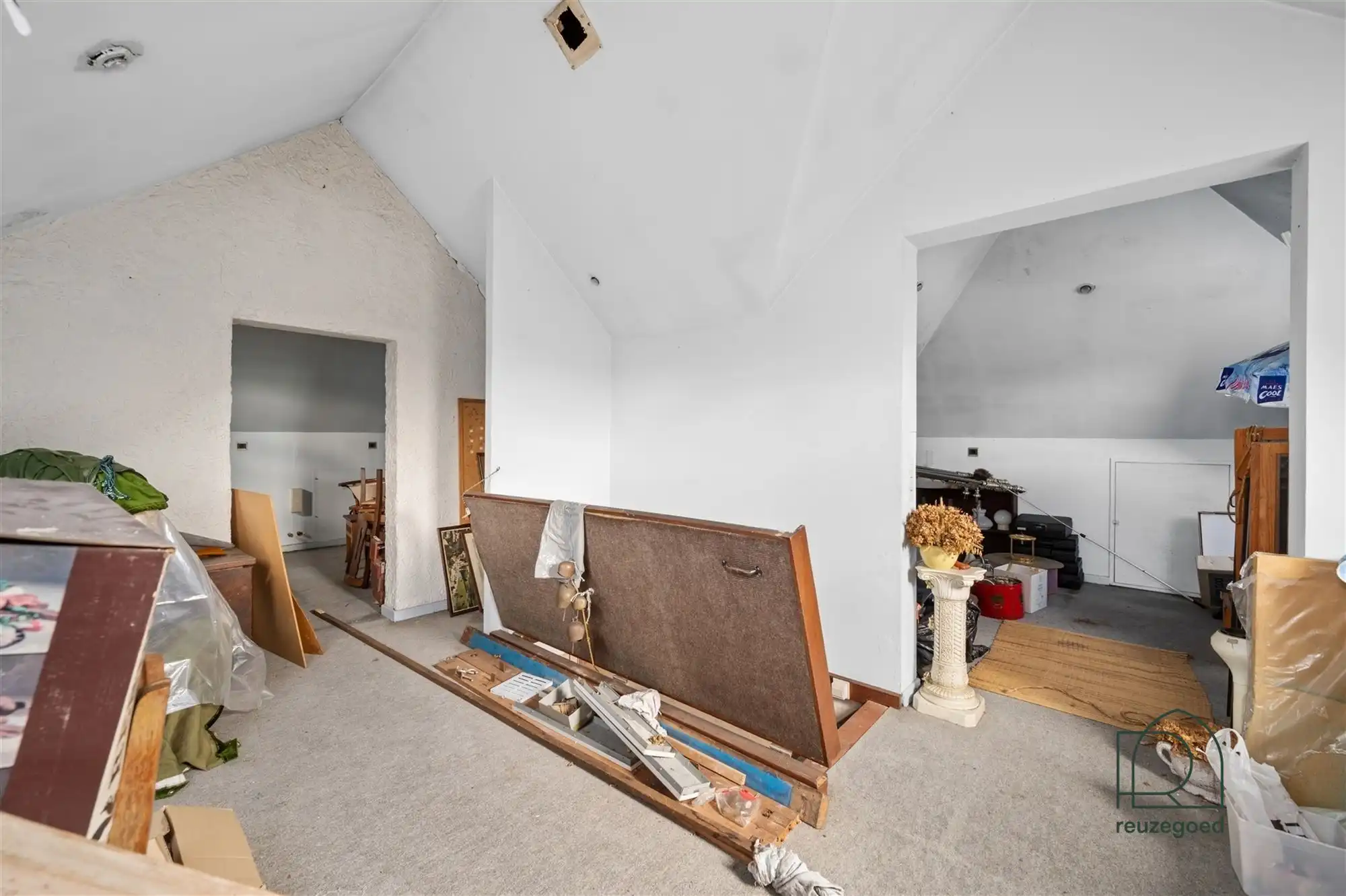 Te renoveren huis (tweewoonst)  met mogelijkheid tot 2 bouwgronden foto 23