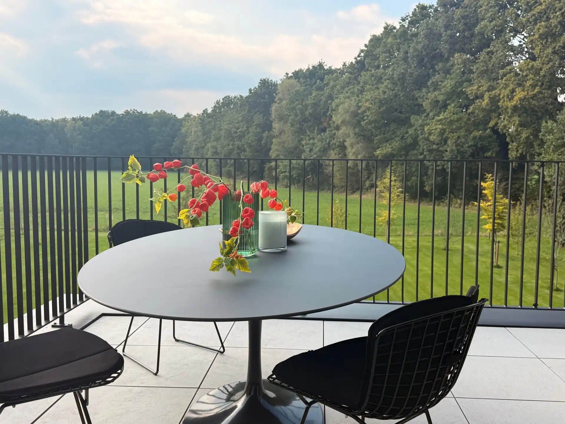 Zonnig luxueus afgewerkt appartement met weids uitzicht! foto 23