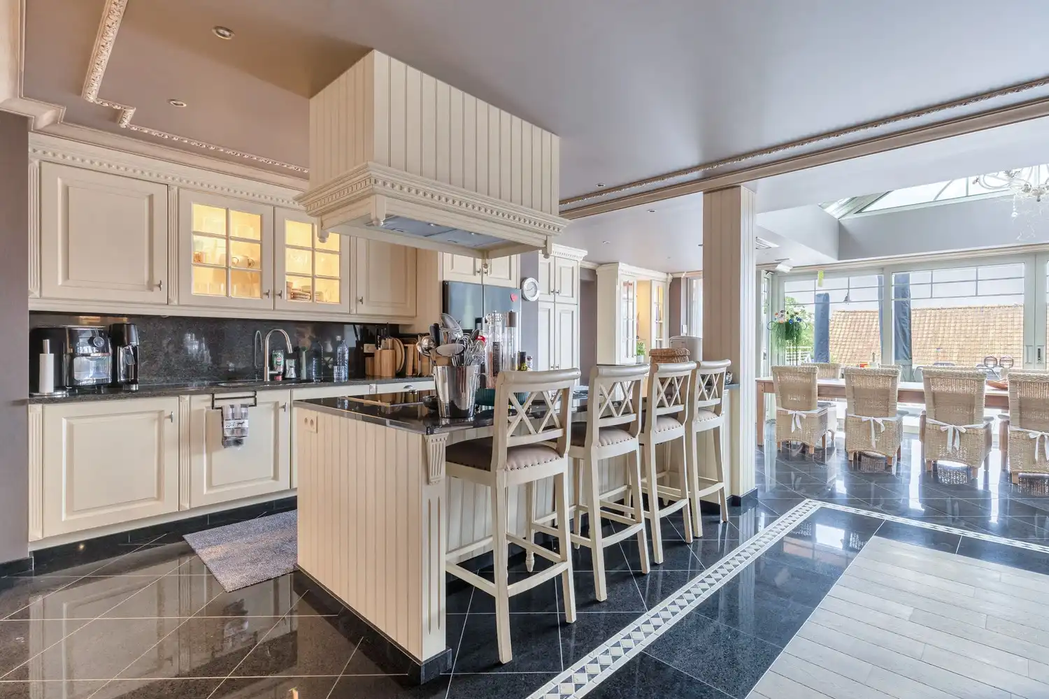 Unieke vastgoedopportuniteit! Ruim bedrijfscomplex met 2 appartementen en exclusief penthouse op 46a 55ca! foto 71