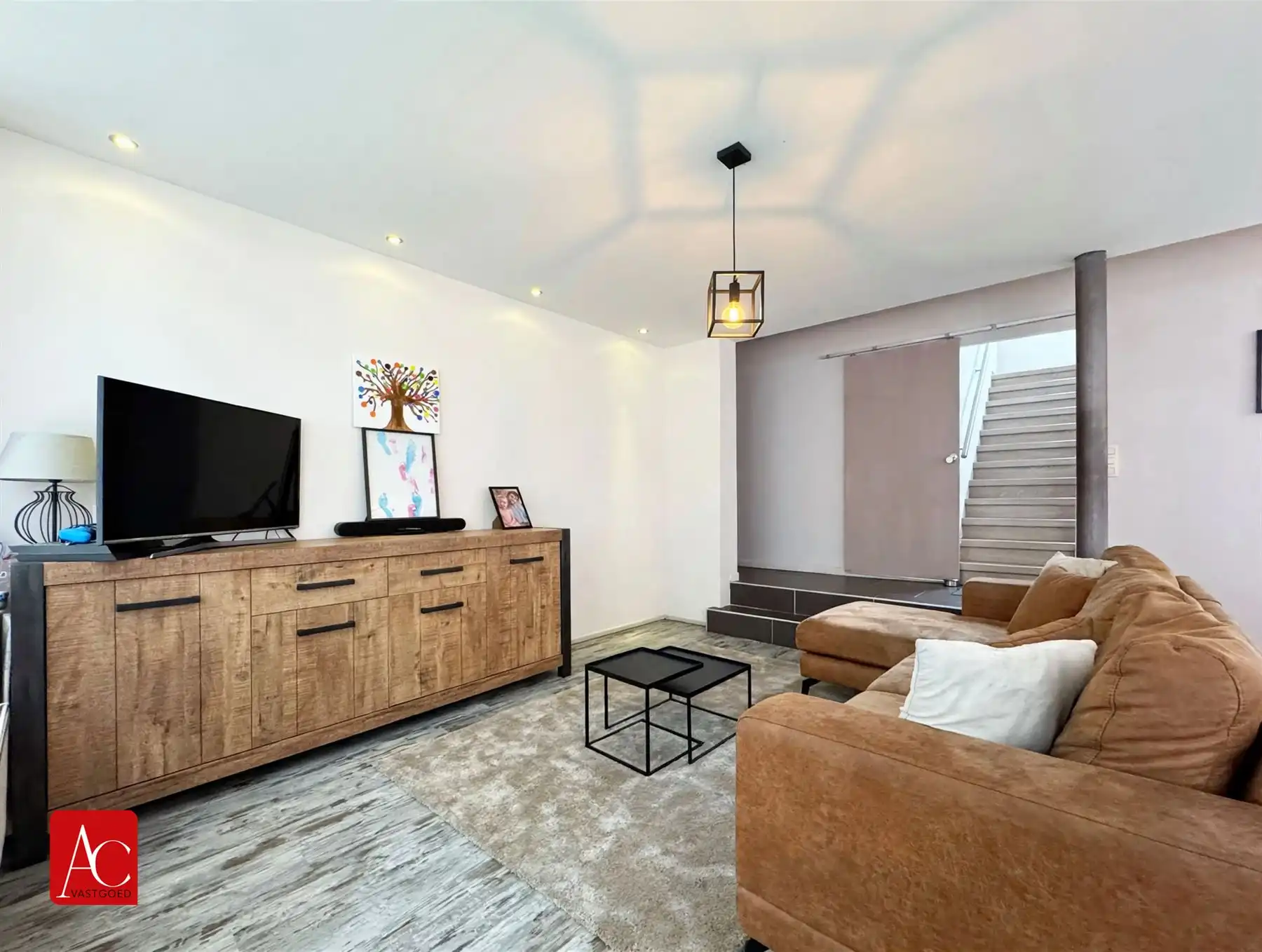 Woning met 5 slaapkamers en terras  foto 8