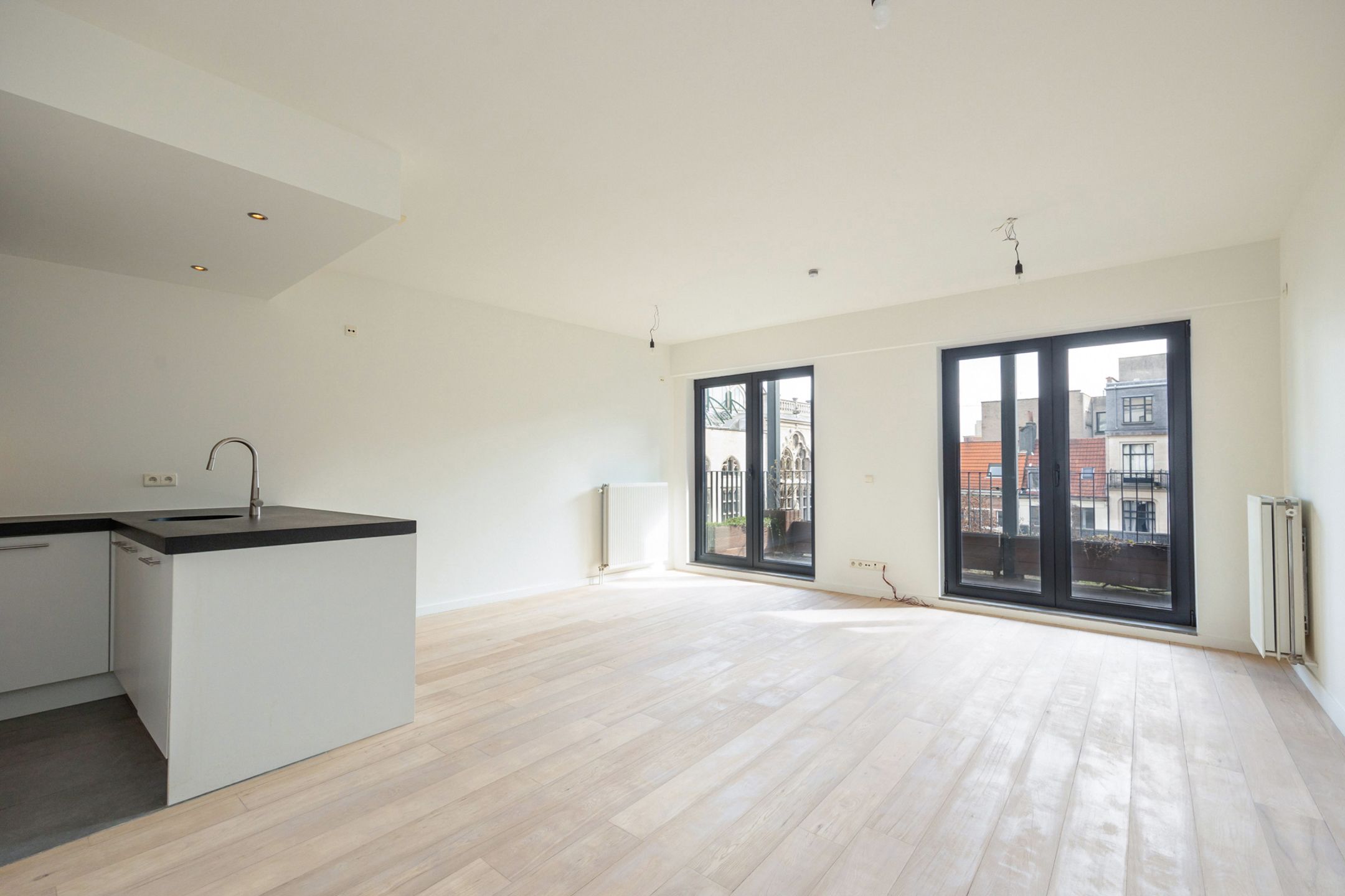 Appartement met ruim terras te huur in centrum Antwerpen foto 4
