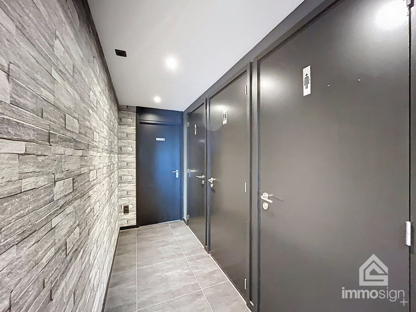 Ideale locatie voor jouw zaak in het hart van Hamont! foto 10