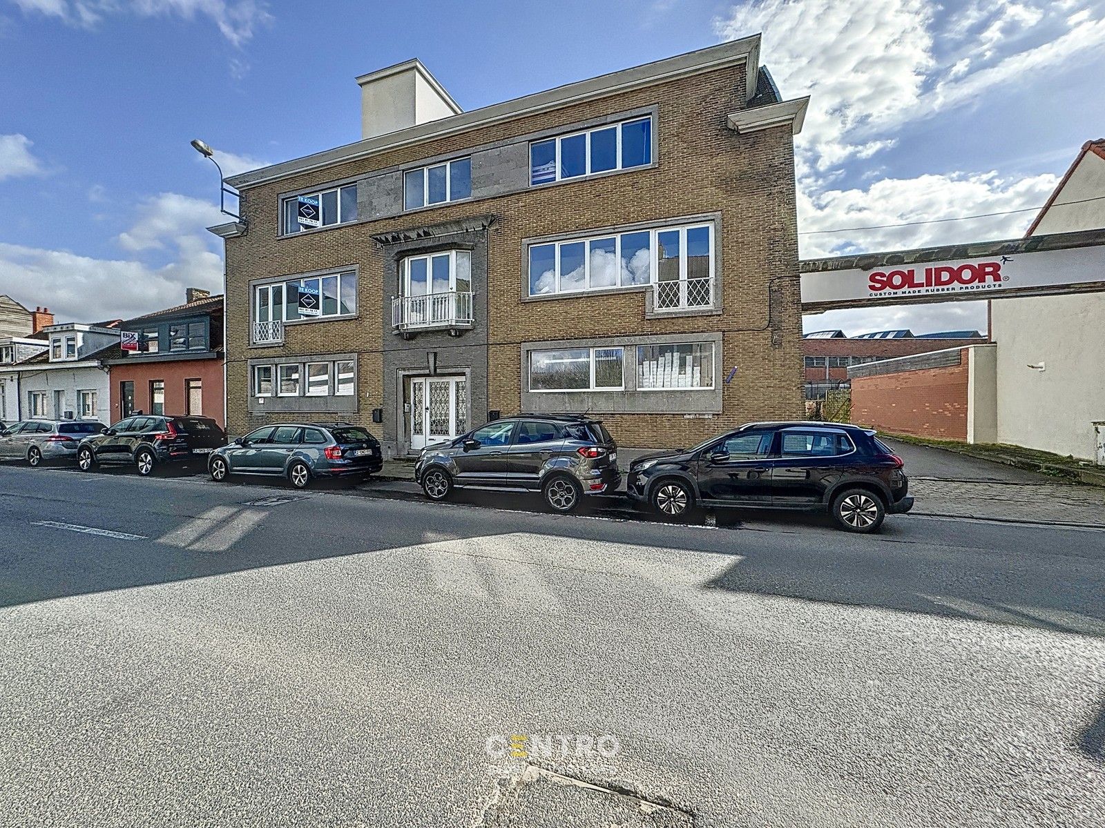 Opbrengsteigendom (Handelsgelijkvloers + 2 appartementen + 3 garages) te Lauwe! foto 16