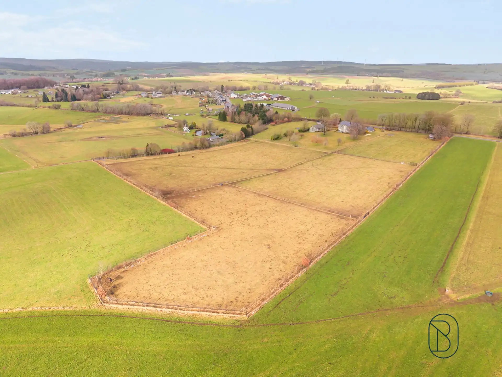Topgelegen prachtige vakantiewoning met binnenzwembad foto 36