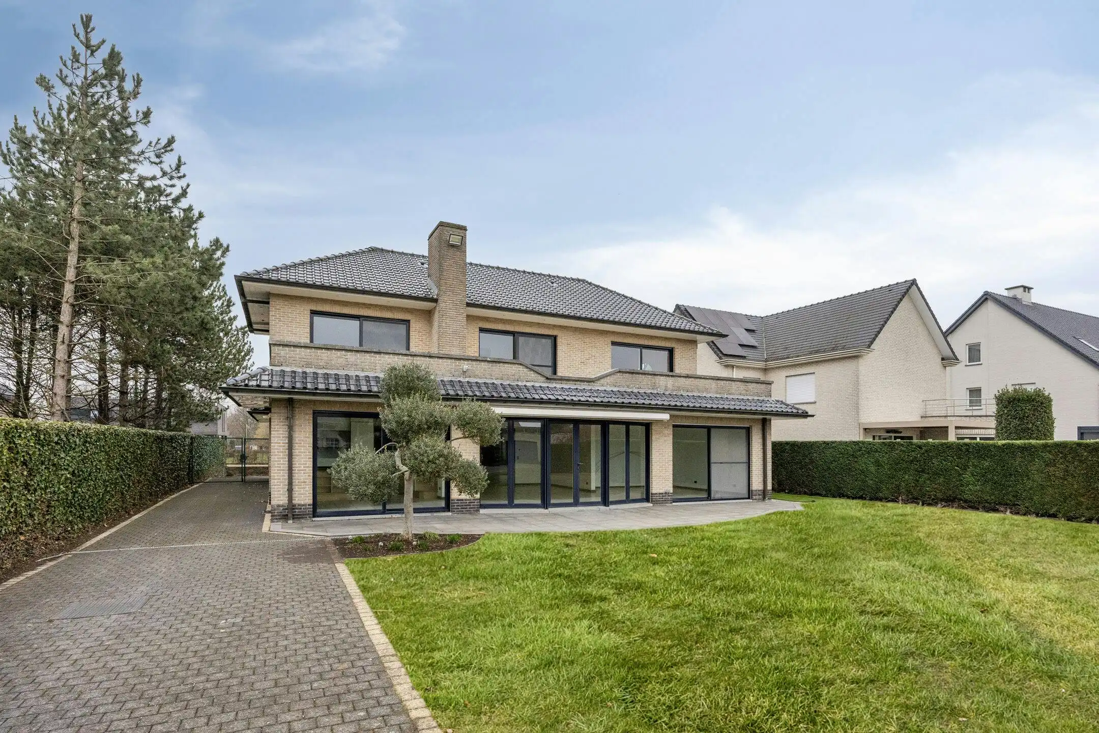 Prachtige villa te koop in centrum Zwijndrecht foto 22