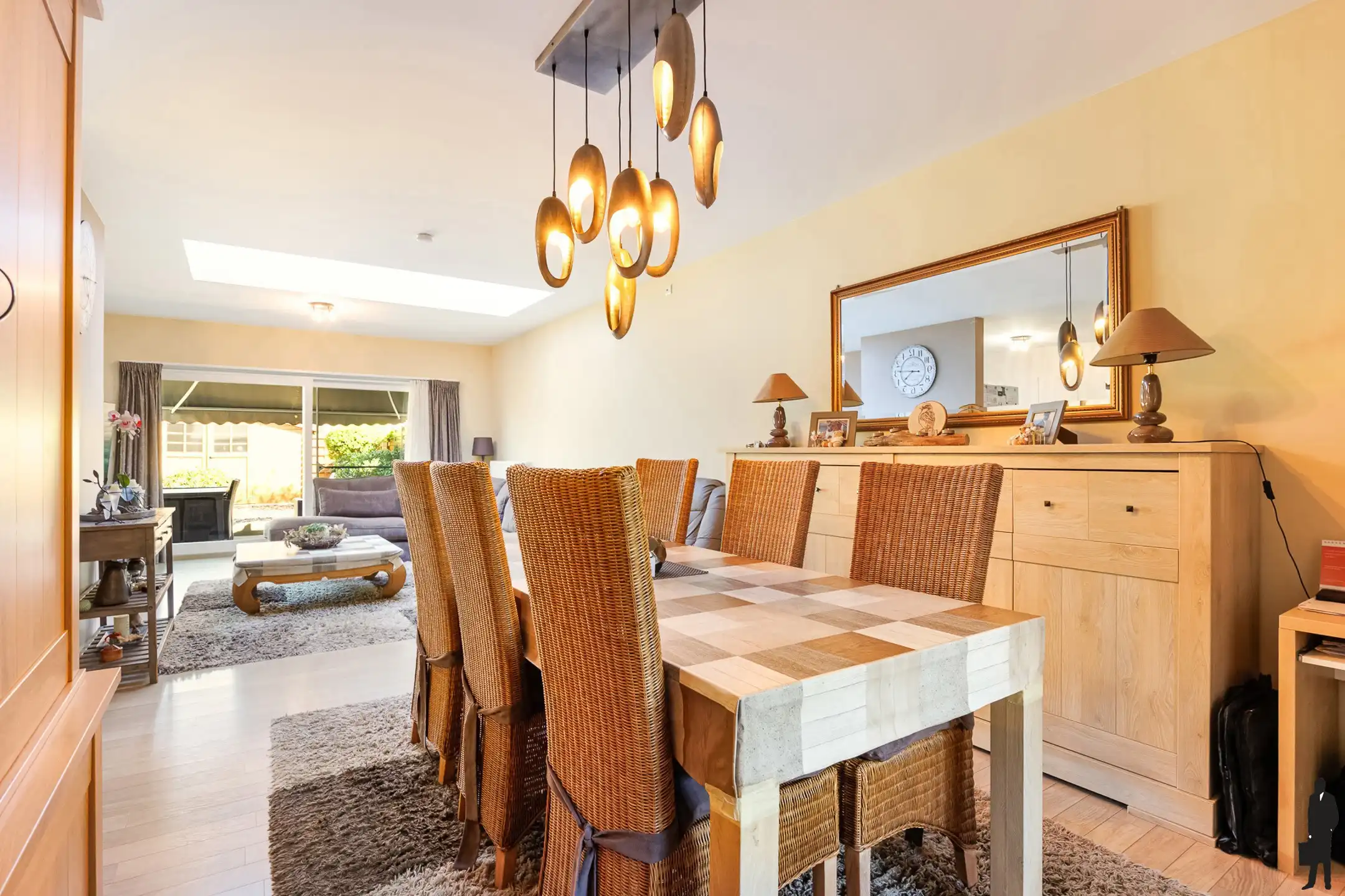 Charmante gezinswoning met 4 slpk in rustige woonwijk foto 3