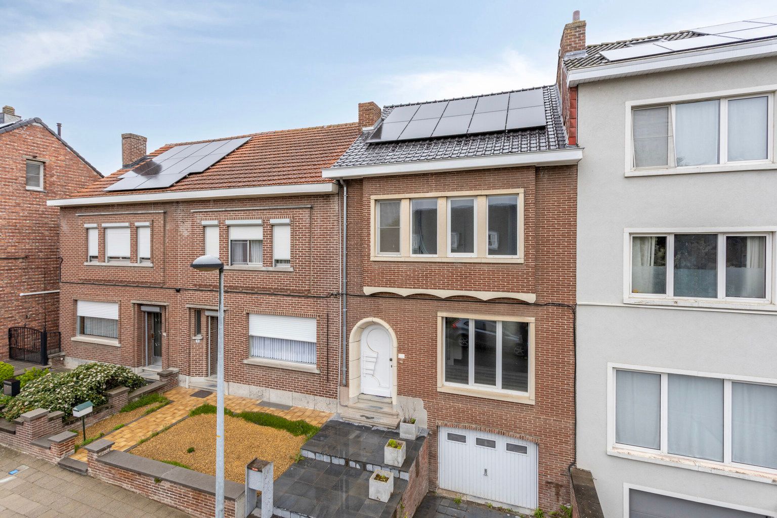 RIJWONING MET TUIN OP RUSTIGE LOCATIE VLAKBIJ DE VIANDER  foto 3