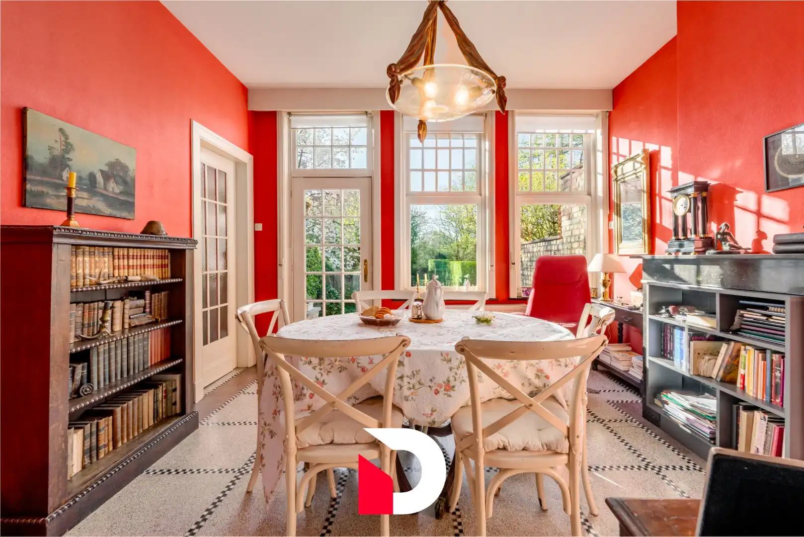 Karaktervol burgerhuis met 5 slk en riante tuin langs de Damse Vaart dichtbij centrum Brugge foto 9