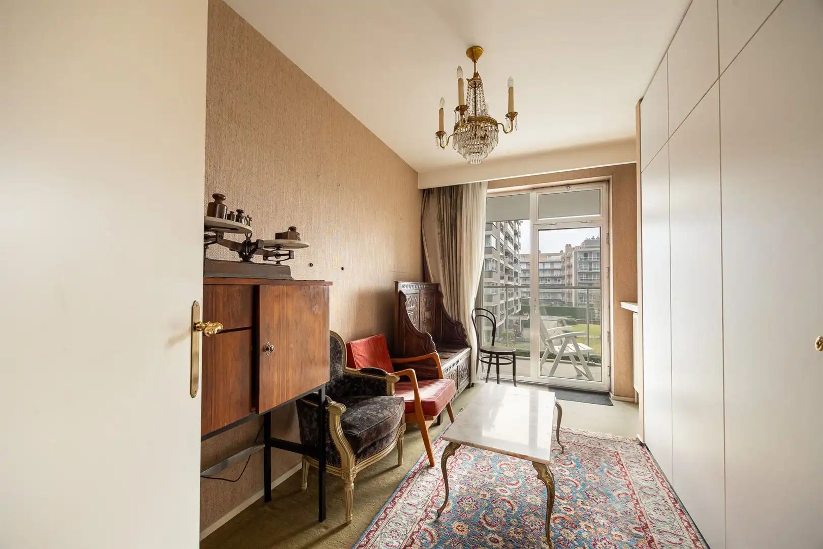 Appartement vol licht, terrassen en potentieel foto 15